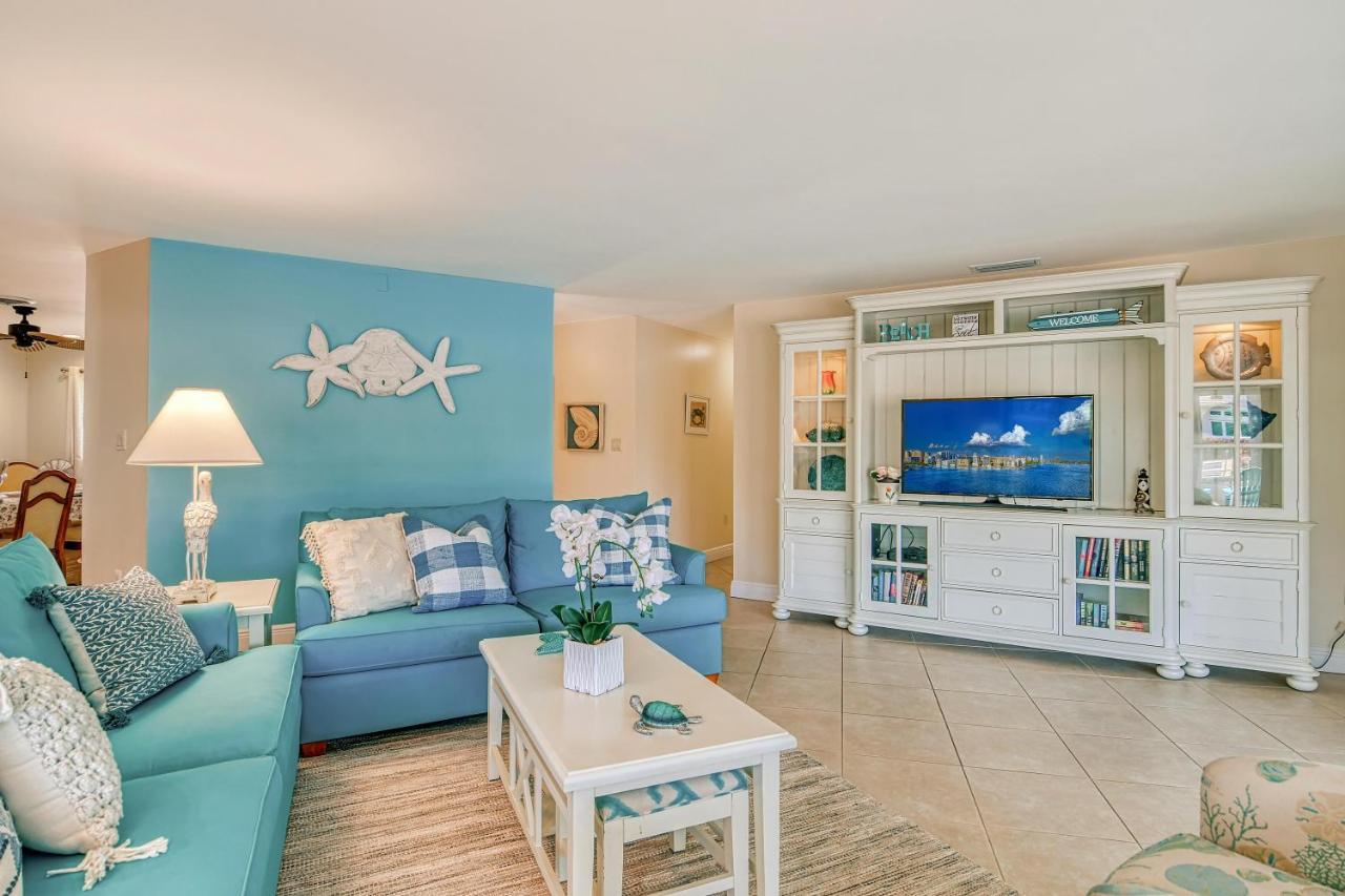 Dollar - 910 Siesta Key