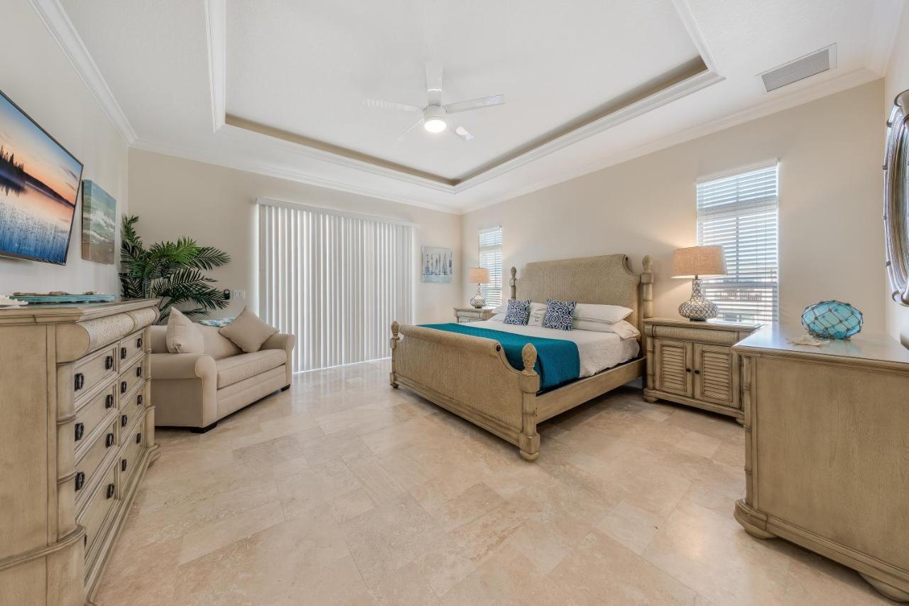 Topsail - 1025