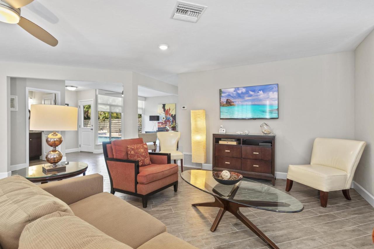 Coral Breeze - 4576 Holiday home *