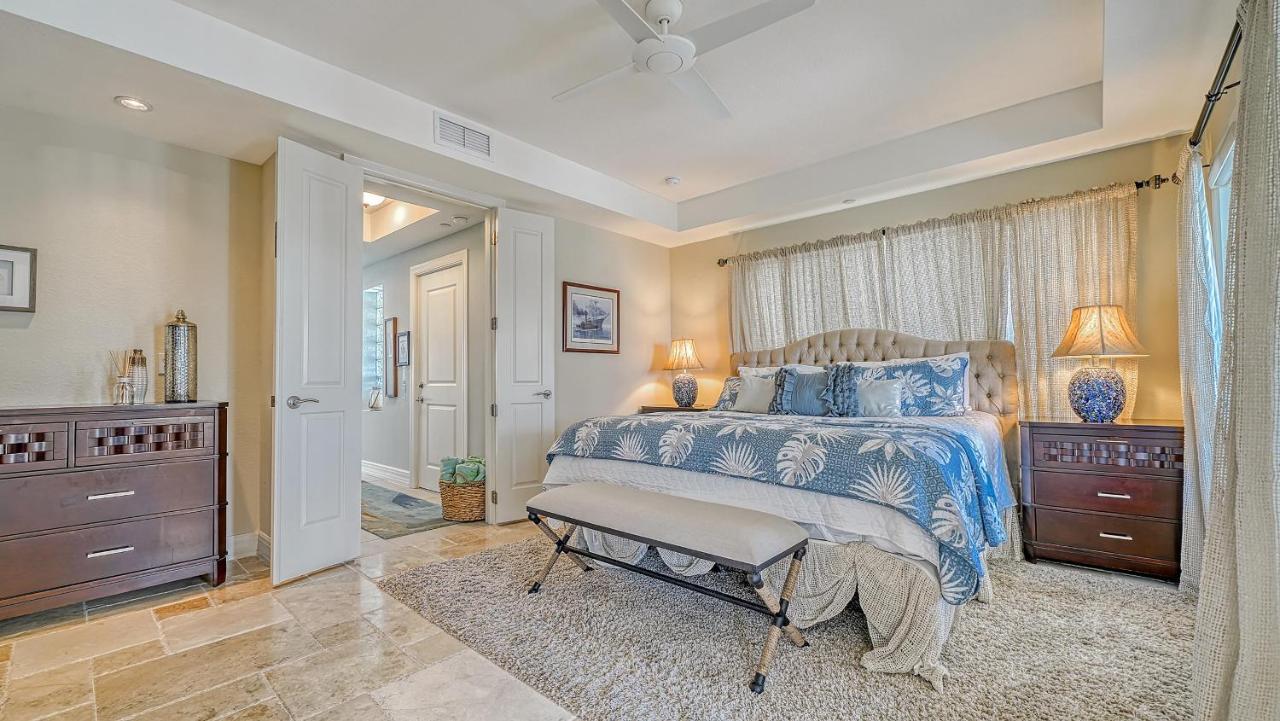 At Sun Sea Terrace - 300 Siesta Key