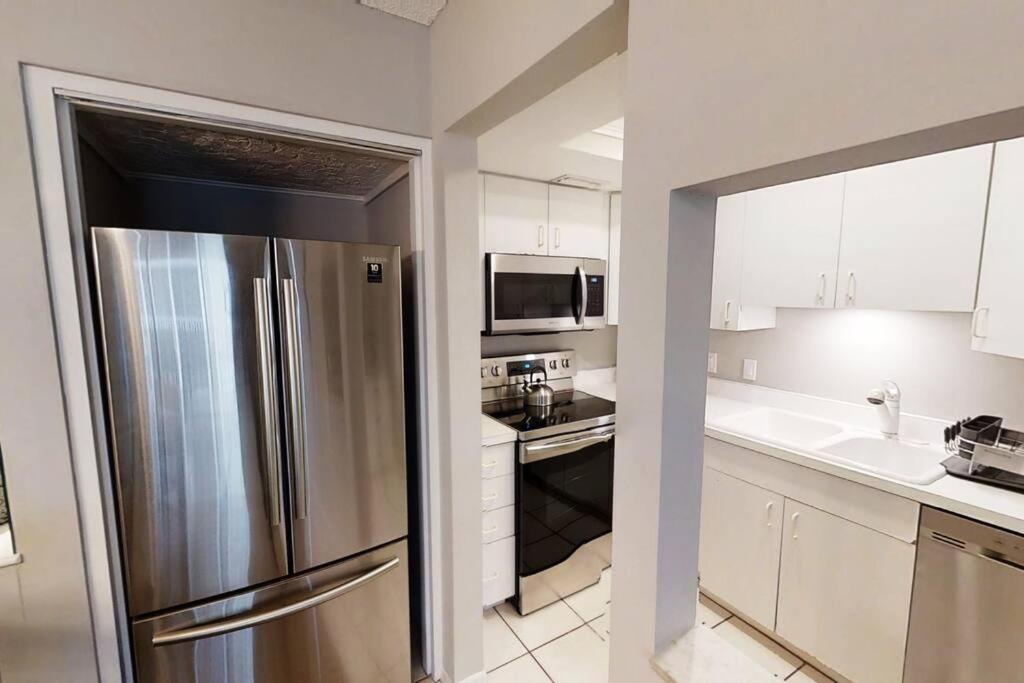Beachfront Complex, Heated Pool, Gulfview! *