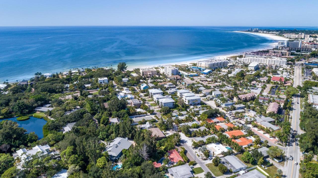 Topsail - 1025 *