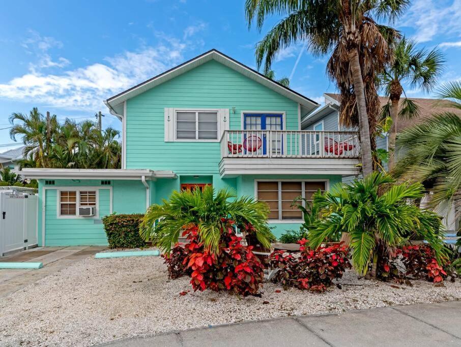 Walk To The And Village - Hibiscus Apartment Siesta Key