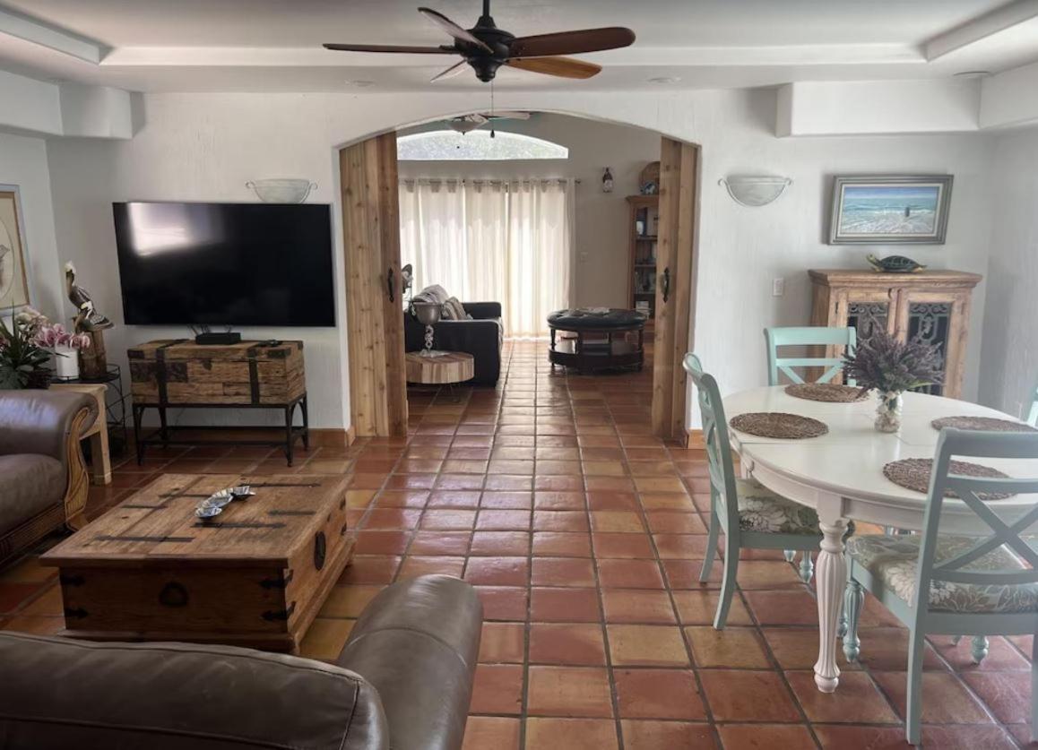 Pool/waterfront 5 Min Walk To Village And Beach Siesta Key