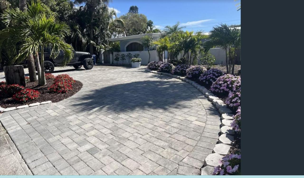 Pool/waterfront 5 Min Walk To Village And Beach *
