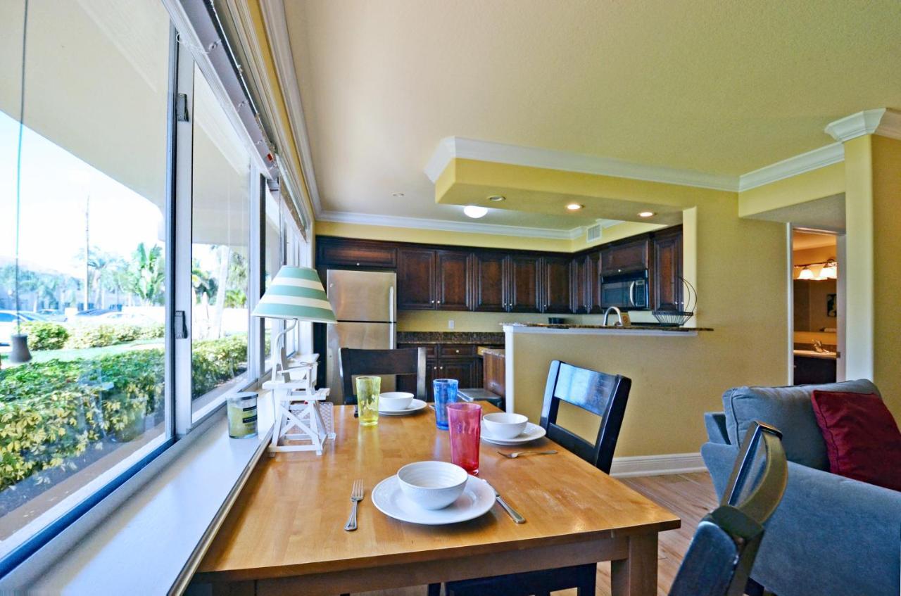 Holiday home A Few Steps From The With Community Pool Siesta Key