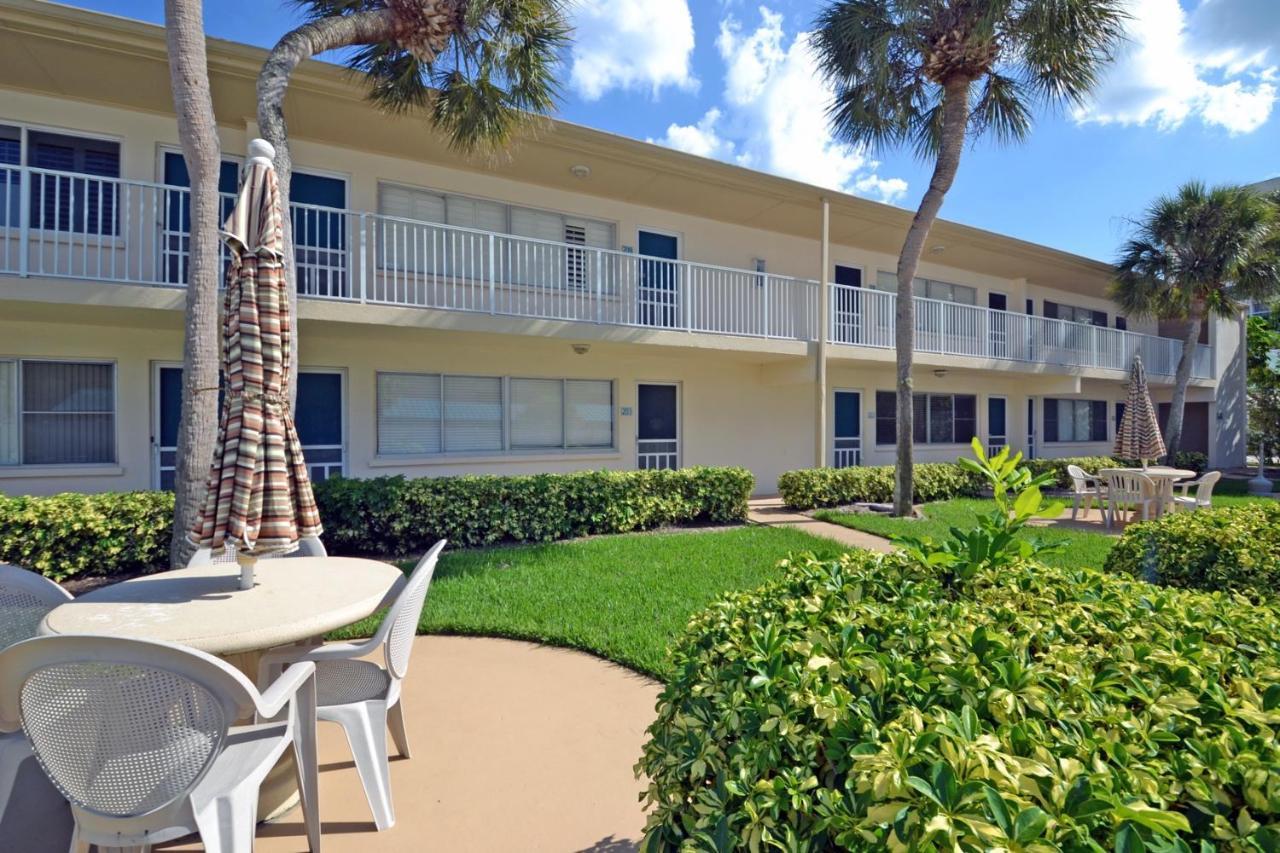 Holiday home Beachside Vacation On With Pool Access Siesta Key