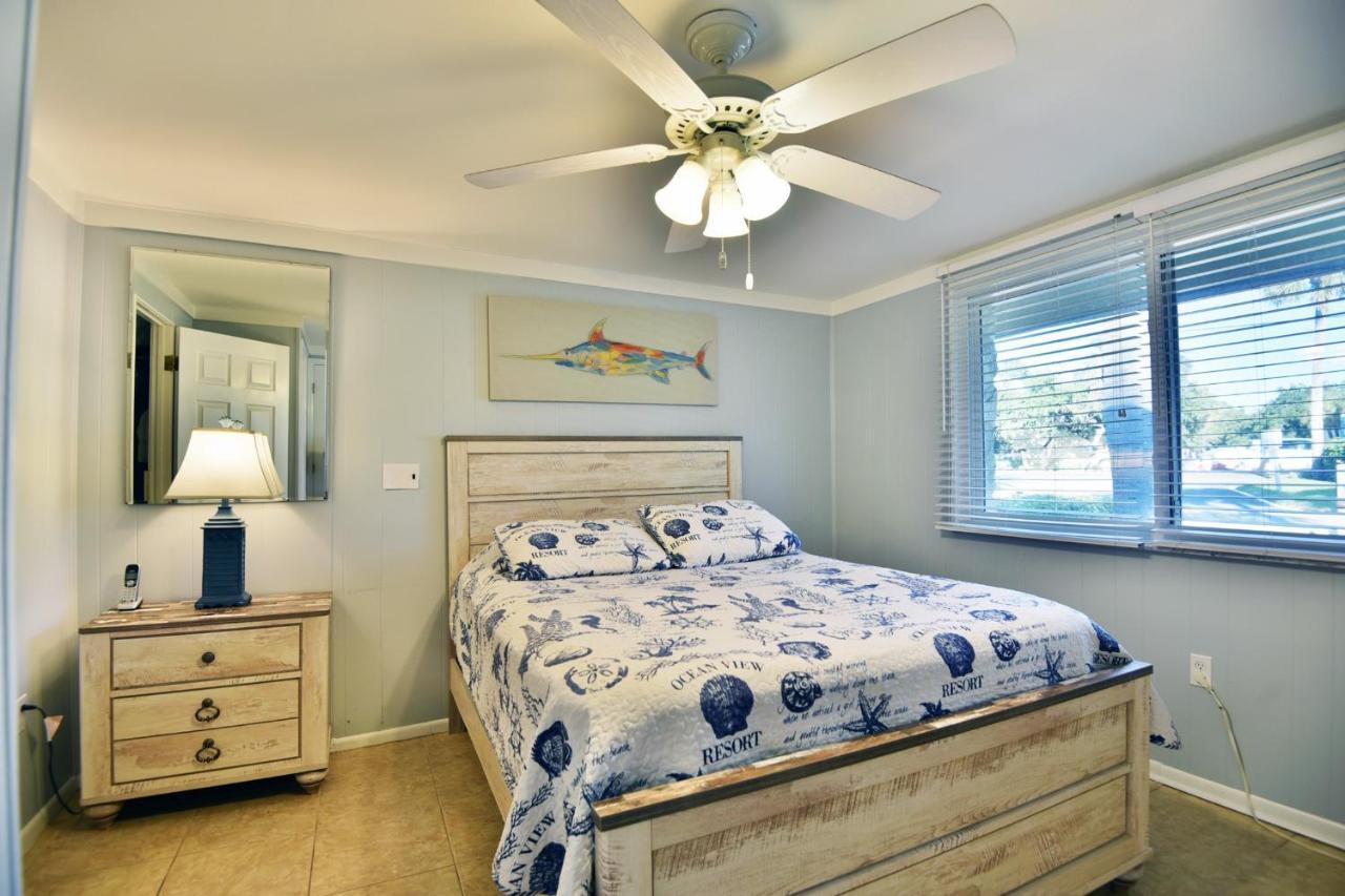 Beachside With Pool And Access Siesta Key