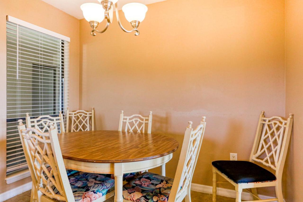 Bay Oaks 75 Apartment *