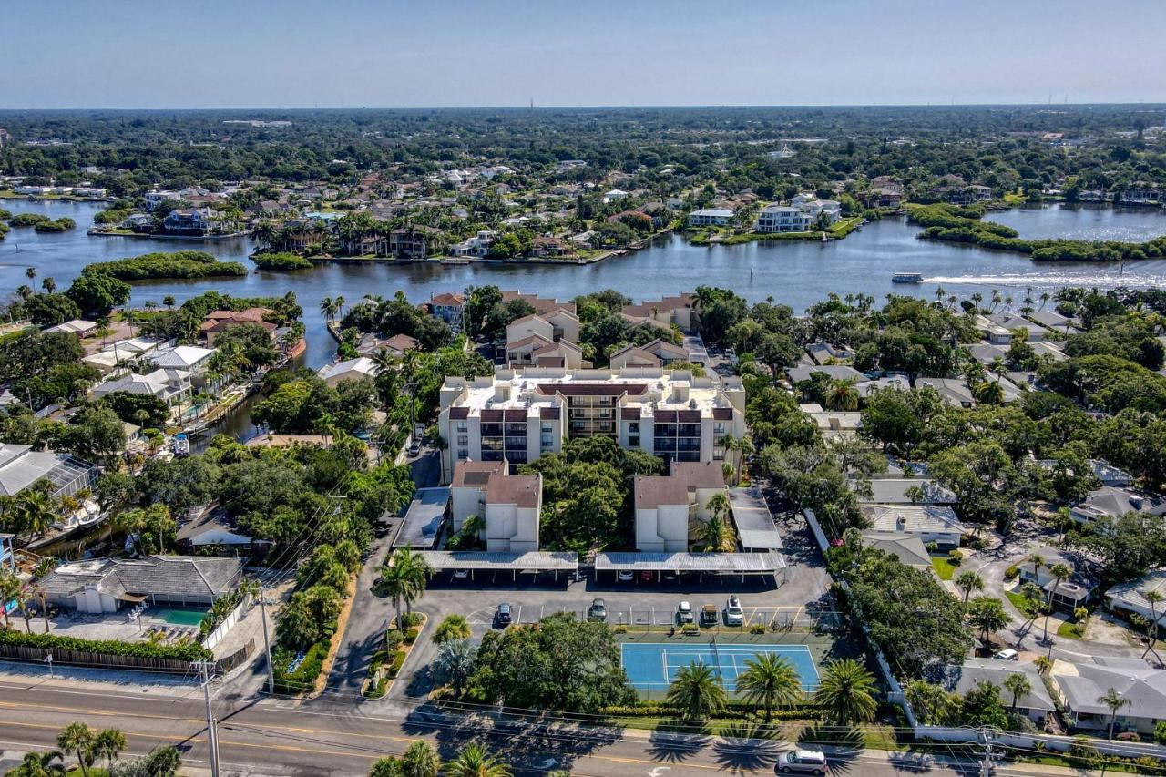 Bay Oaks 75 Apartment