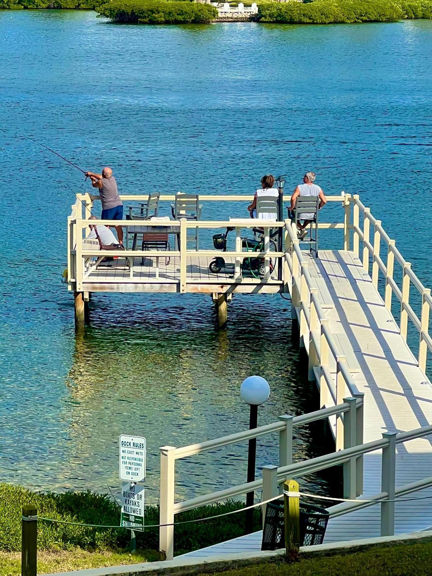 Luxury Waterfront Views - Heated Pool - 1400sf Duplex - Minutes To The Apartment Siesta Key