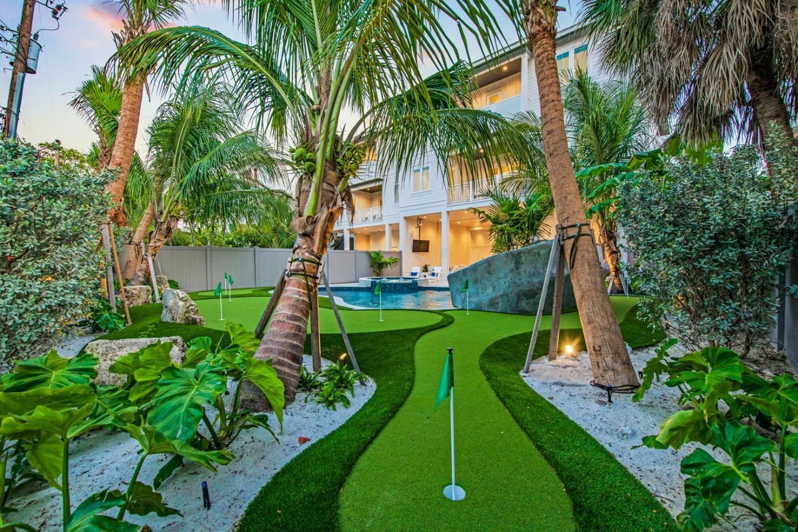 The 19th Hole Siesta Key