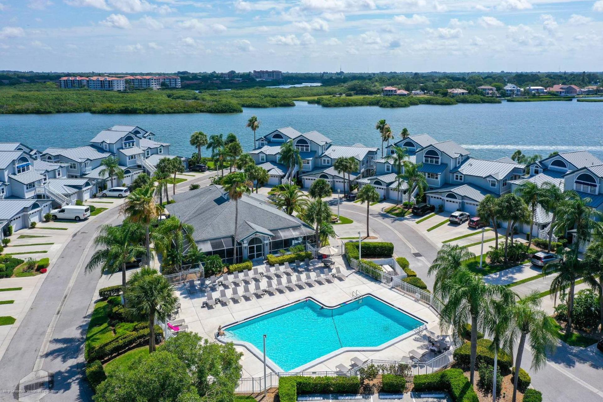 Holiday home Siesta Bayside With Bay And Dock Views *