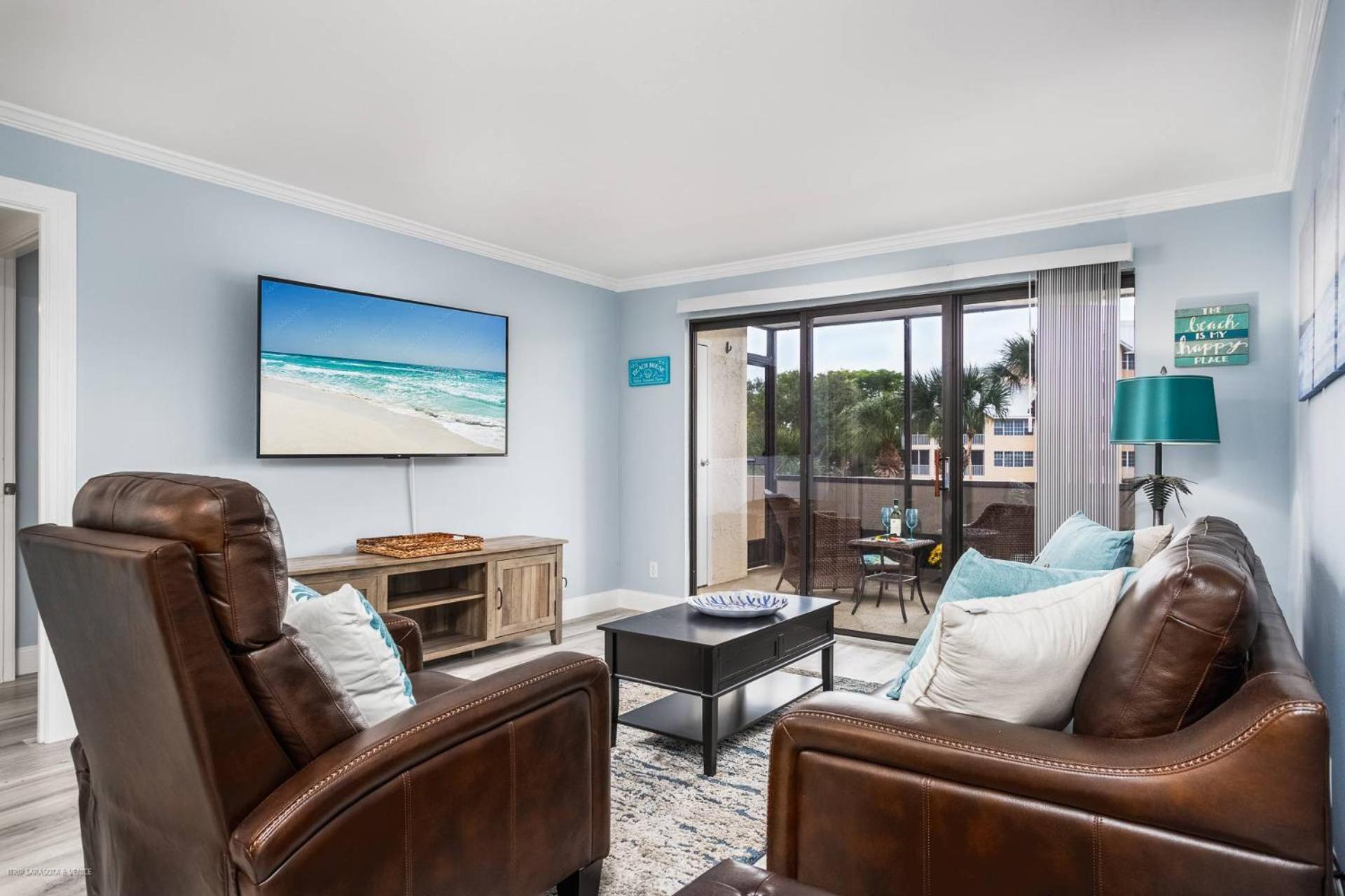 Holiday home Harbor Towers 2nd Fl Dock Views *