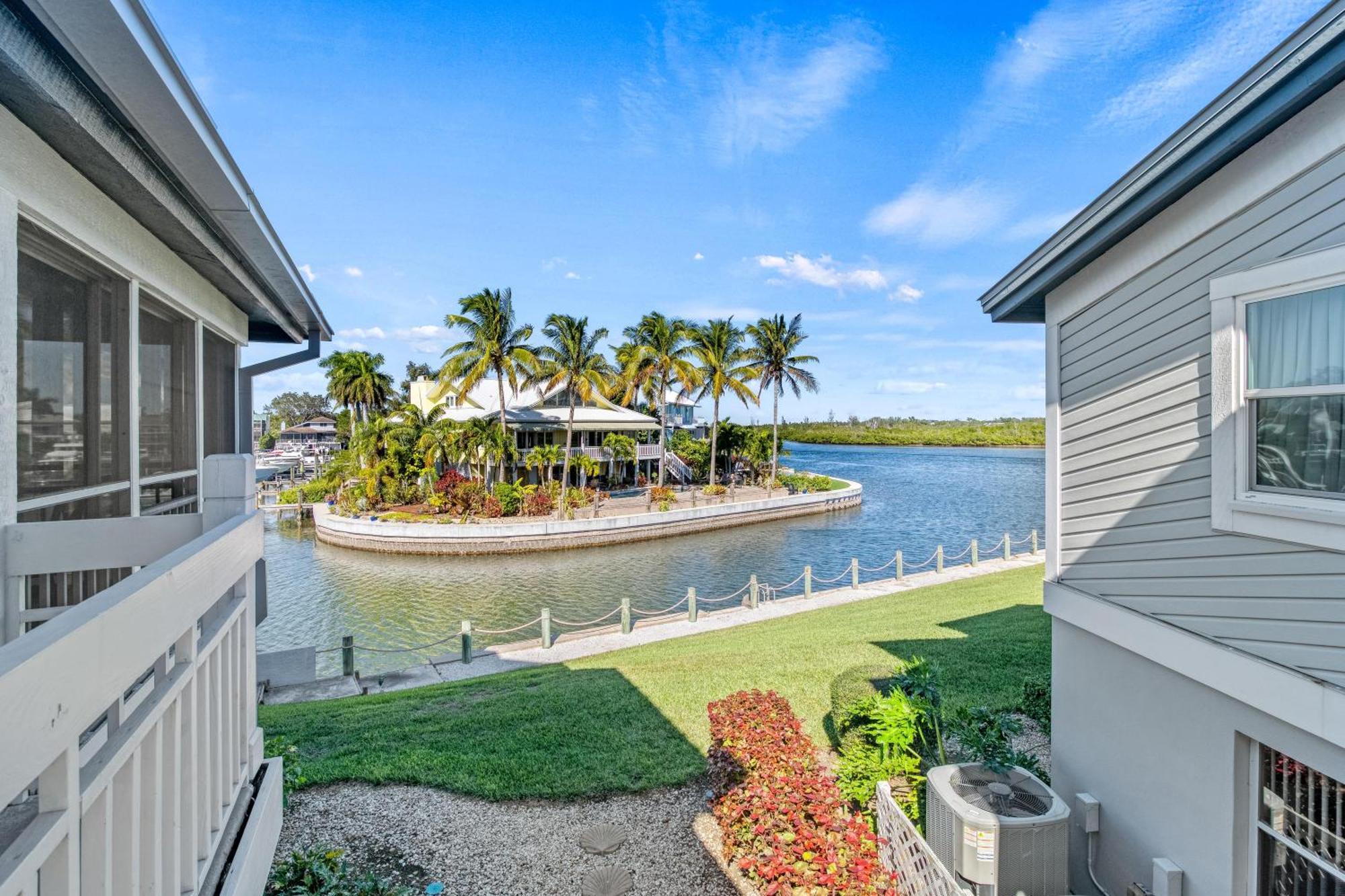 Bayside Escape - 1345 Siesta Key