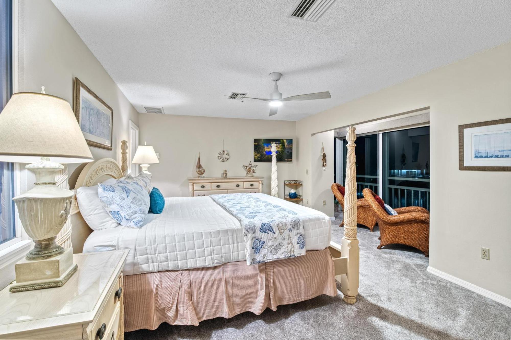 Bayside Escape - 1345 Siesta Key
