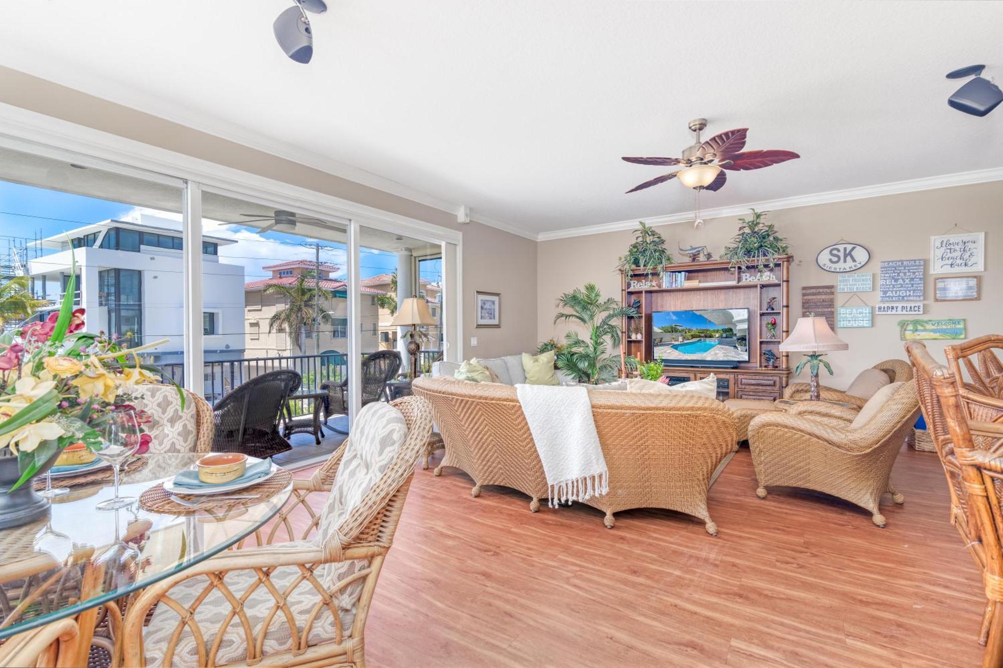 Vista Mare - 675 Siesta Key