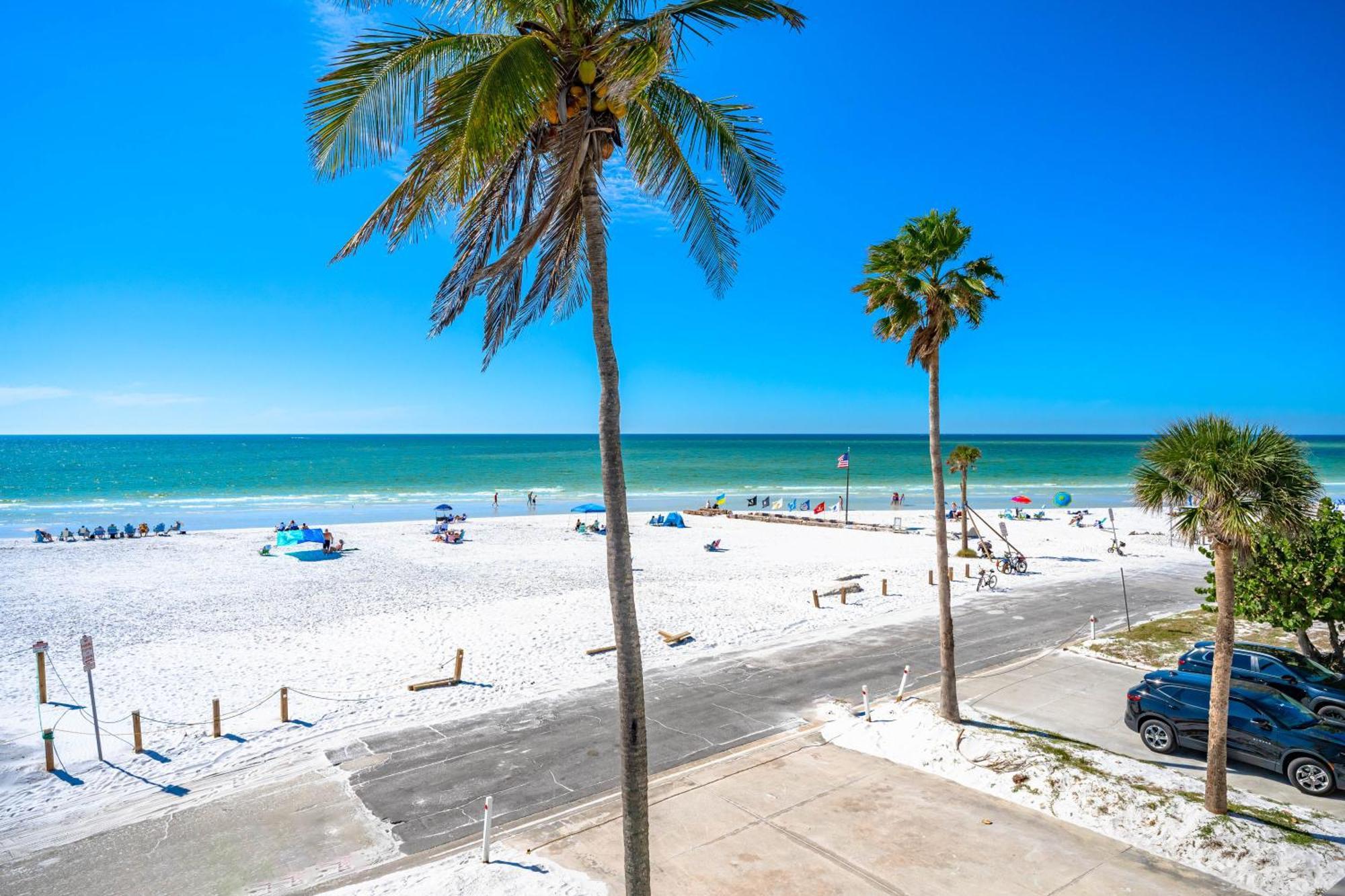 Fanta-sea | 53 Road Siesta Key