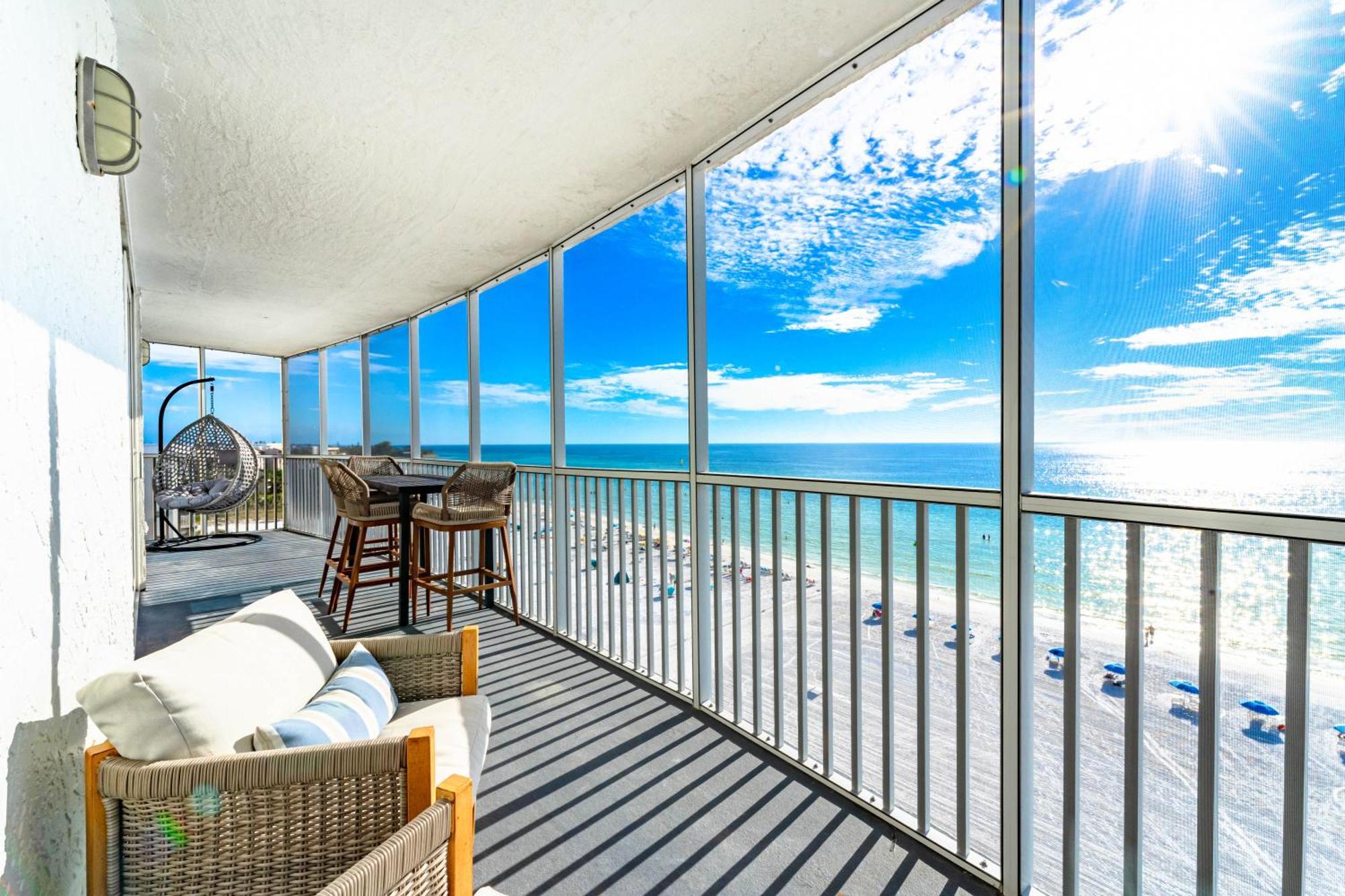 Crystal Sands Apartment