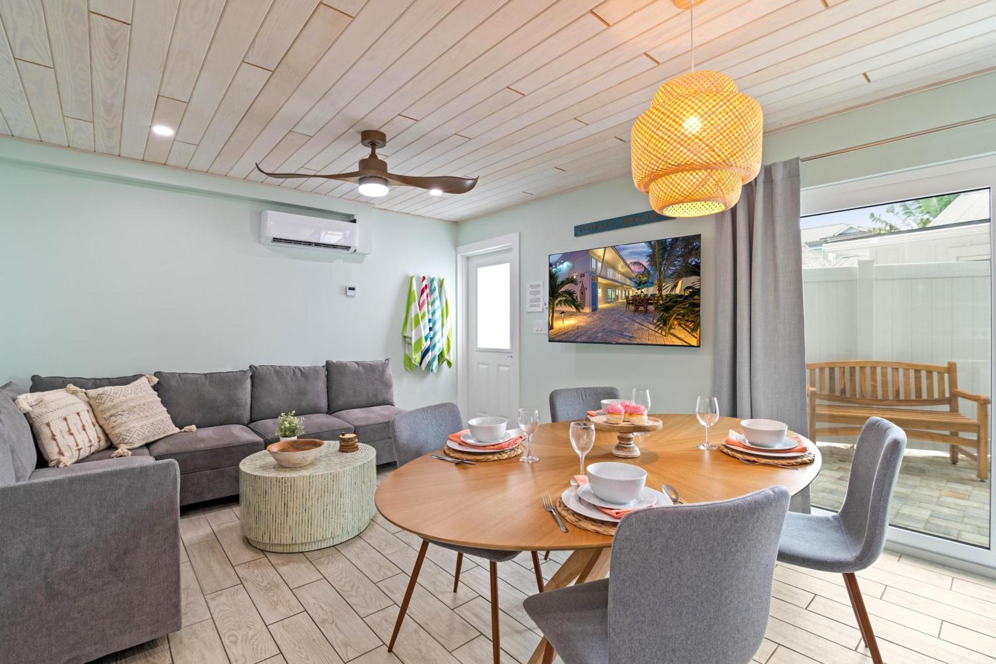 The Coral Reef - L Holiday home *