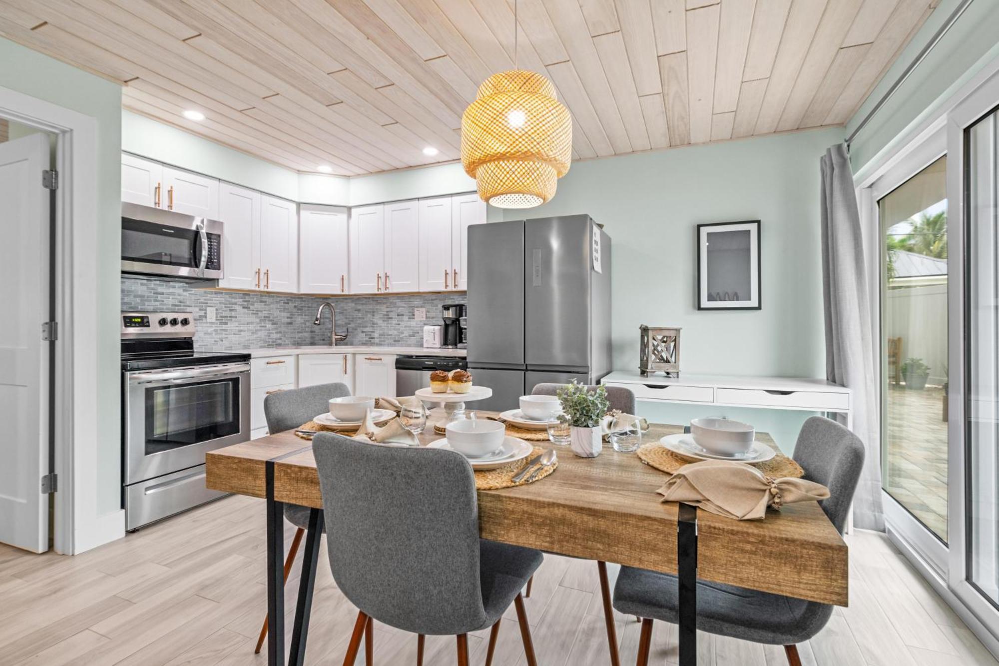 The Coral Reef - L Holiday home *