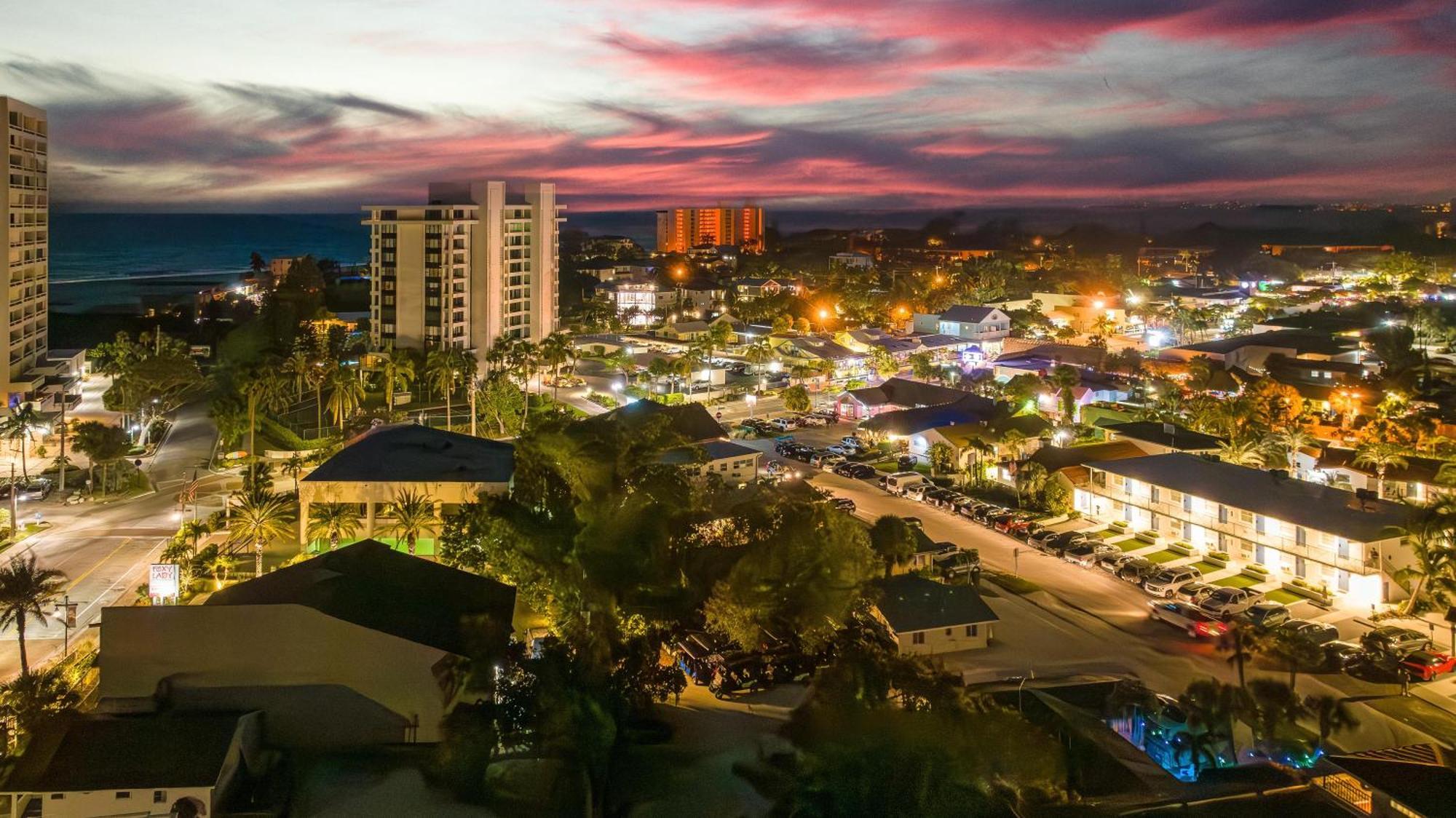 The Coral Reef - L Siesta Key