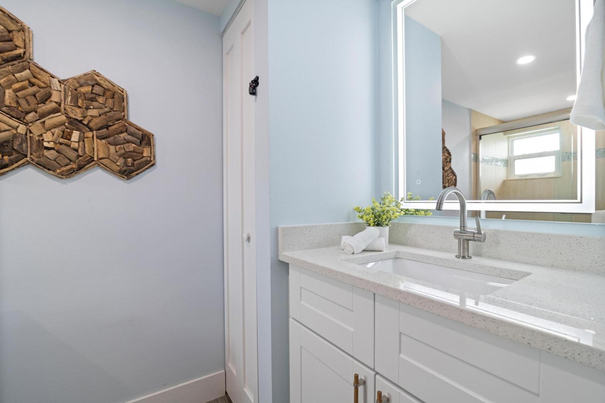 Holiday home Sea Breeze - 275