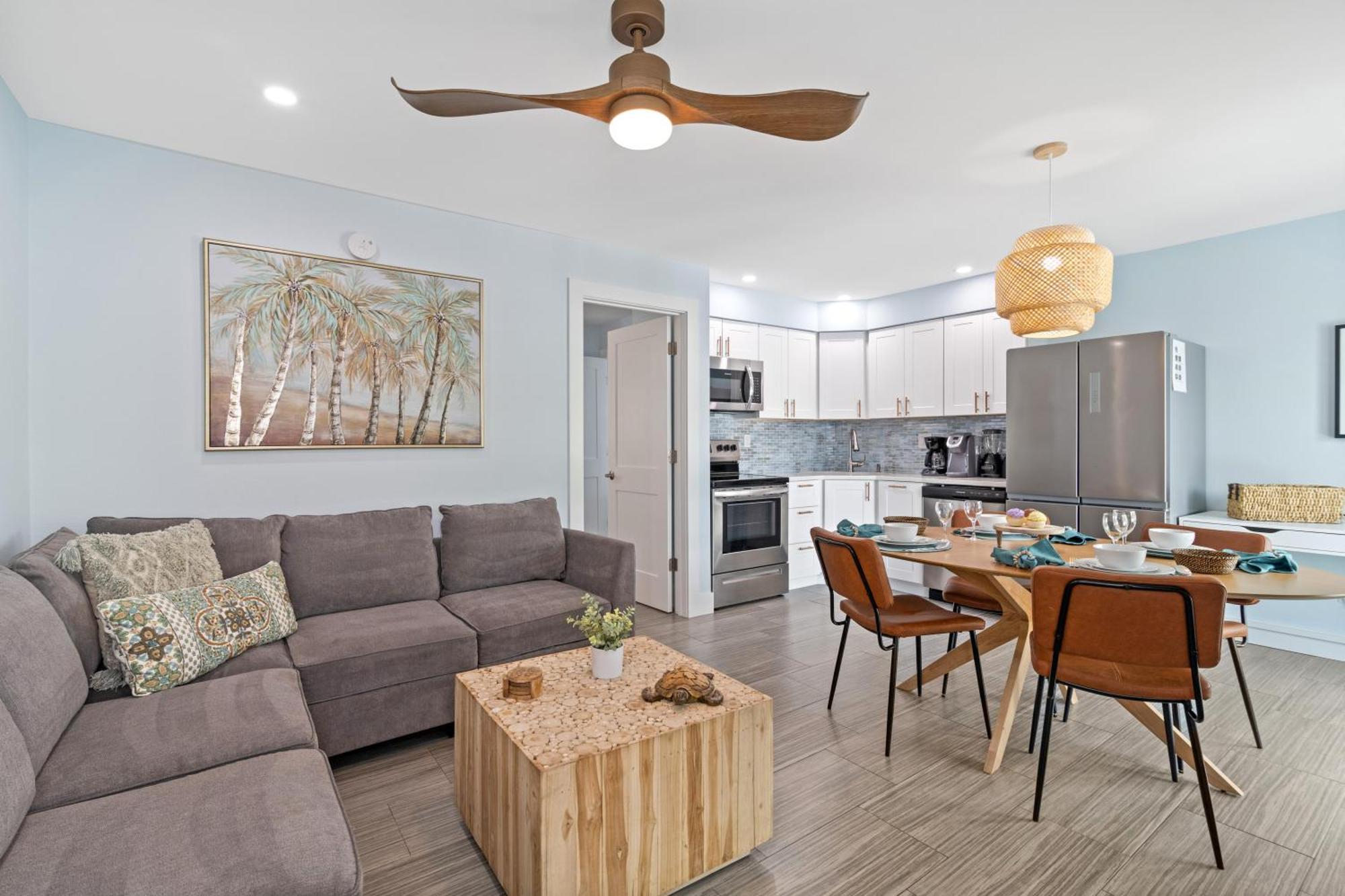 Sea Breeze - 275 Holiday home