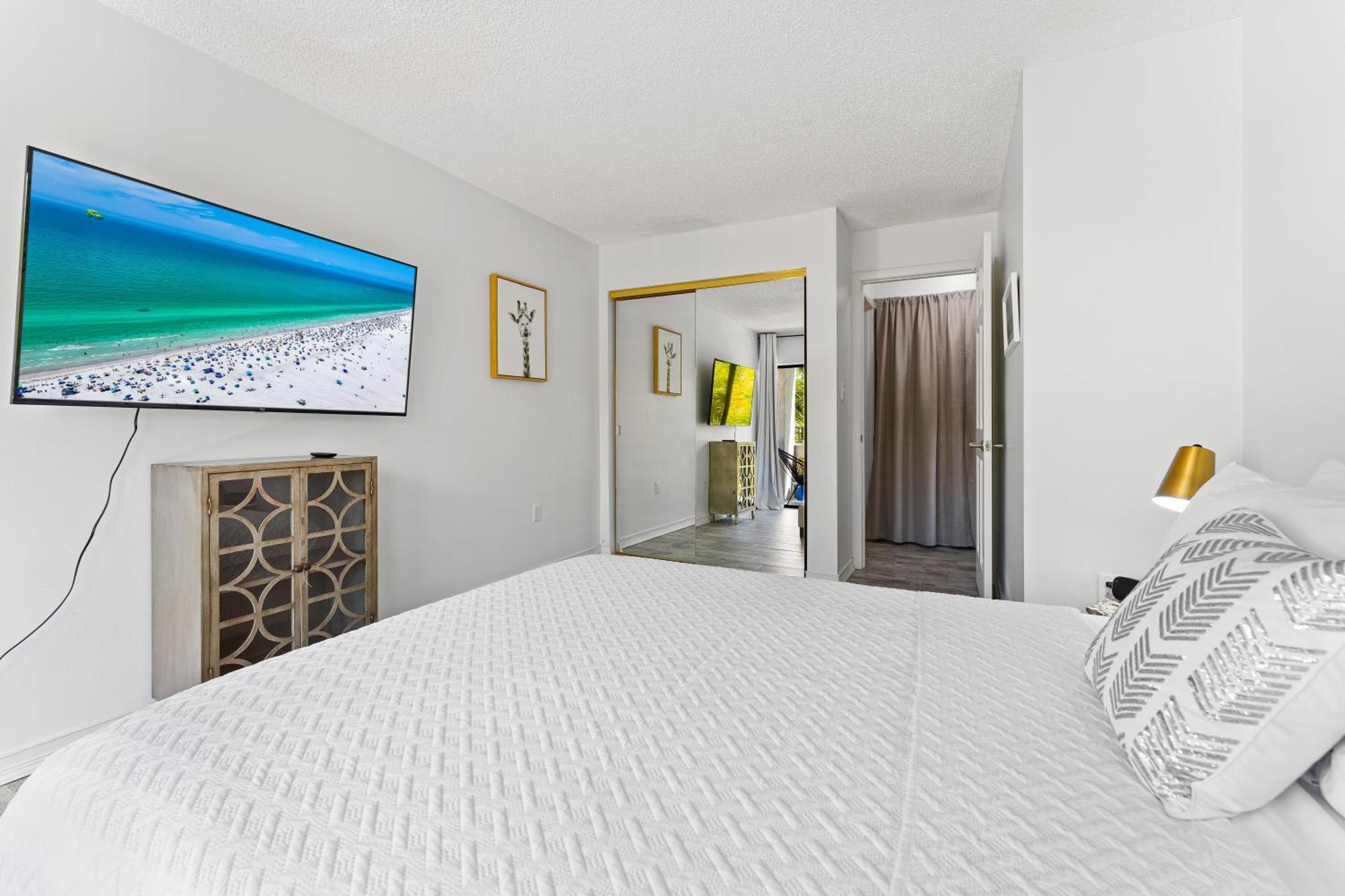 Apartment Just Beachy Siesta Key