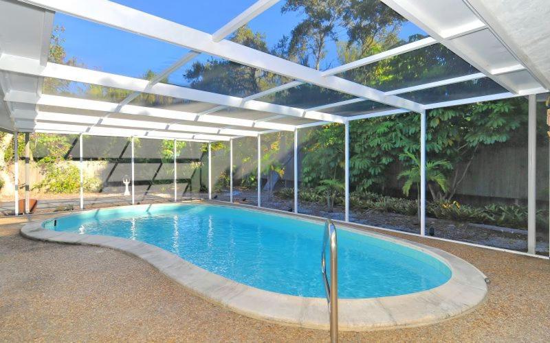 #1us Pool House *