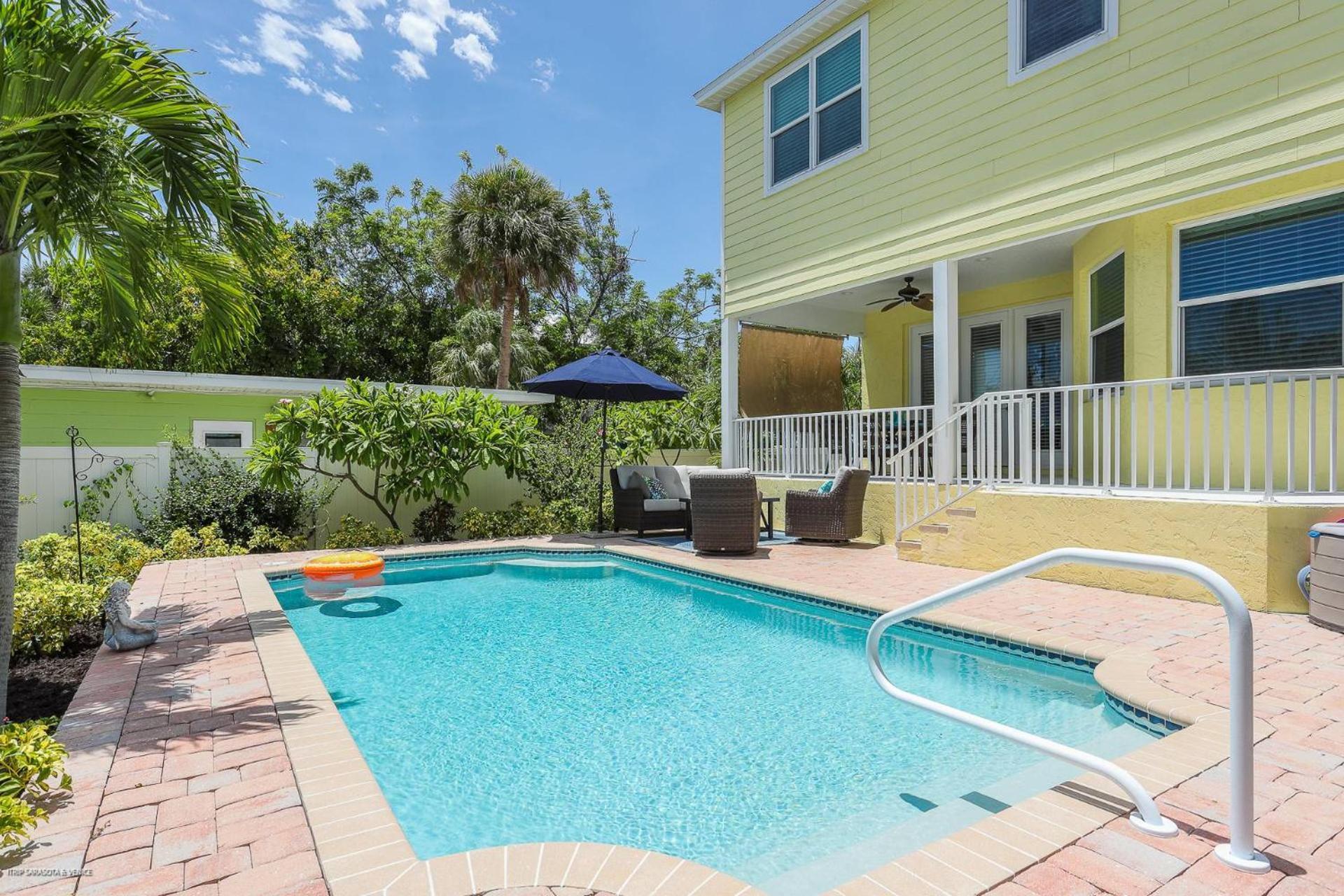 Blue Mermaid On Holiday home Siesta Key