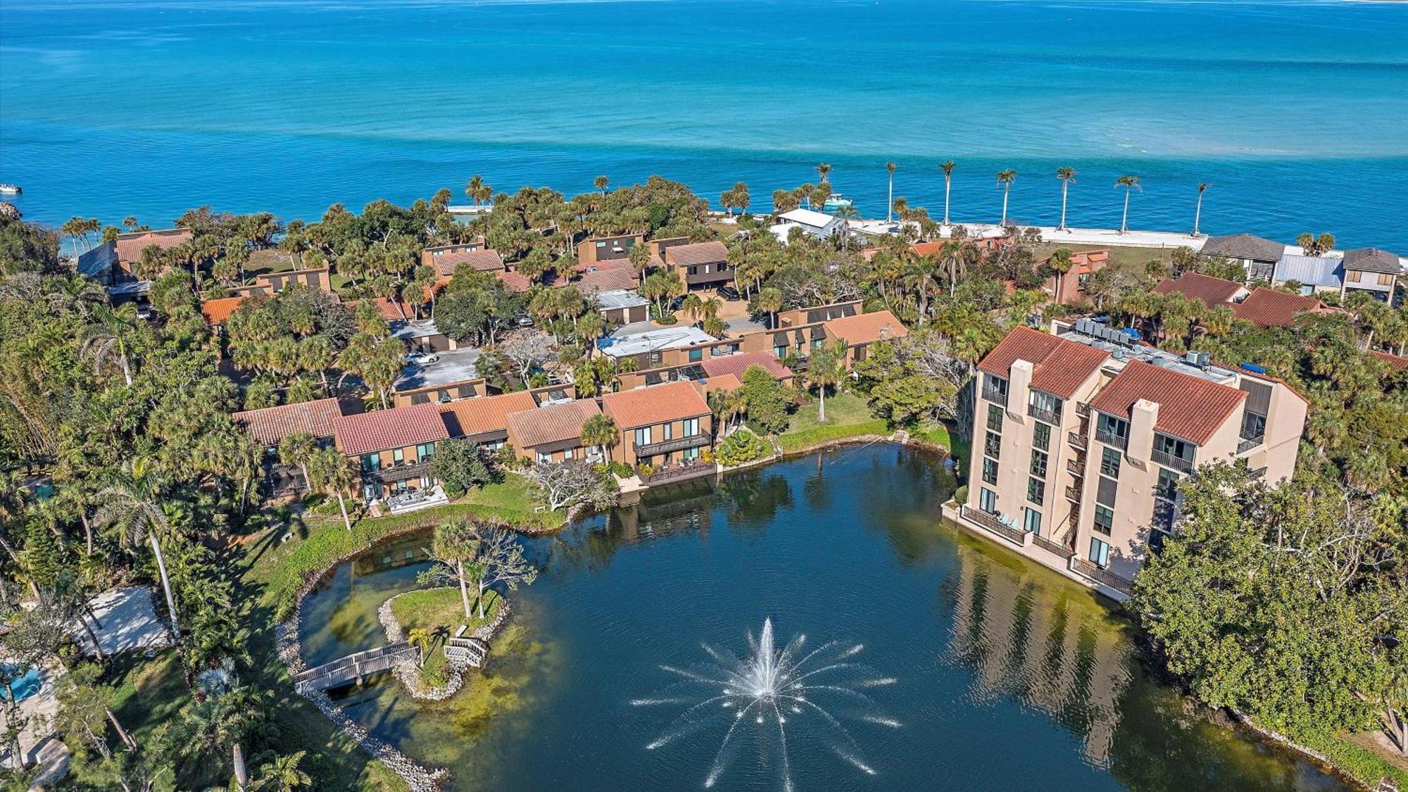 Sandy Cove Oasis Siesta Key