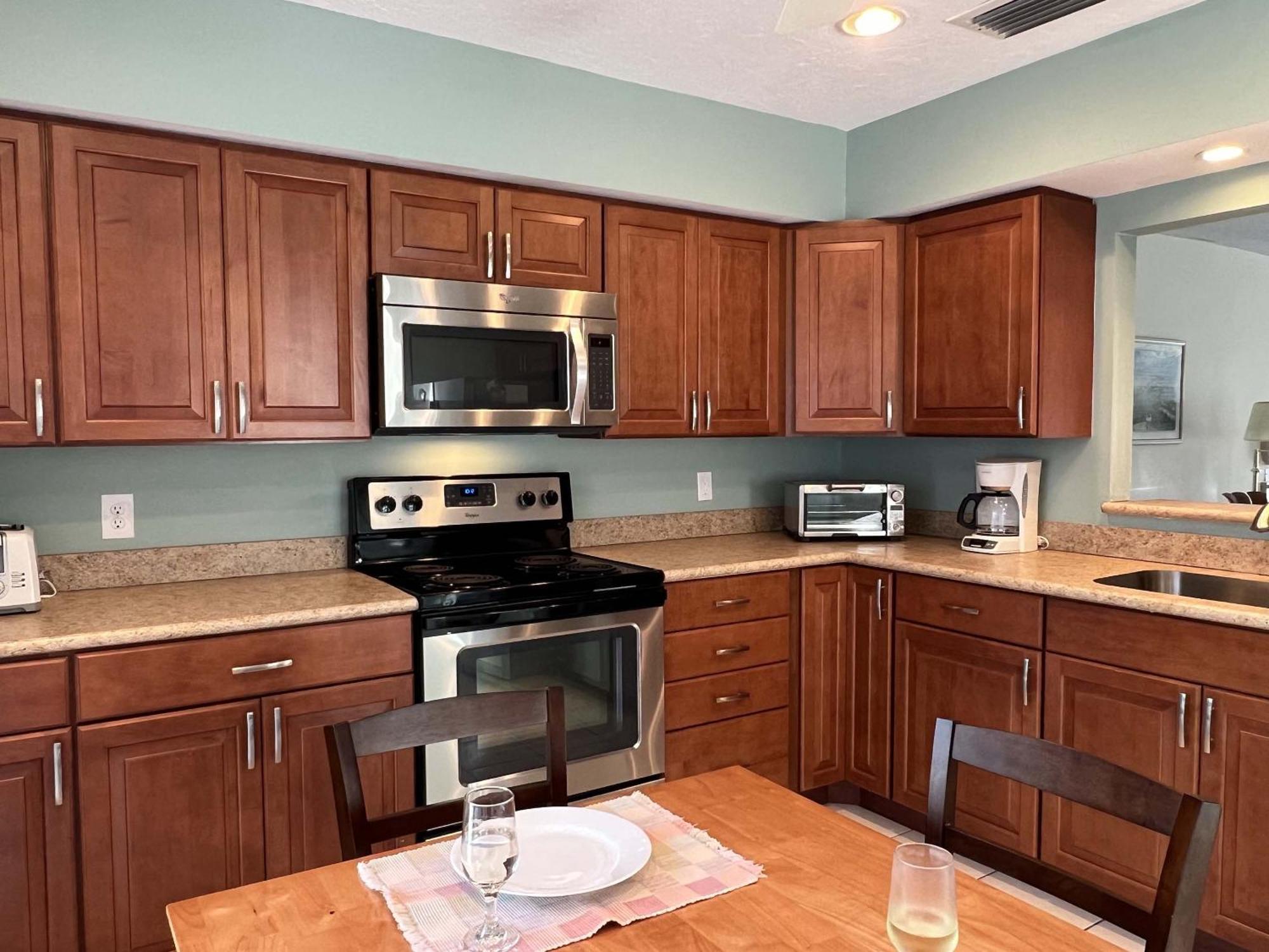 Apartment Our House At The Beach 222, Sleeps 4, 2 Bedroom, Tennis, Heated Pool *