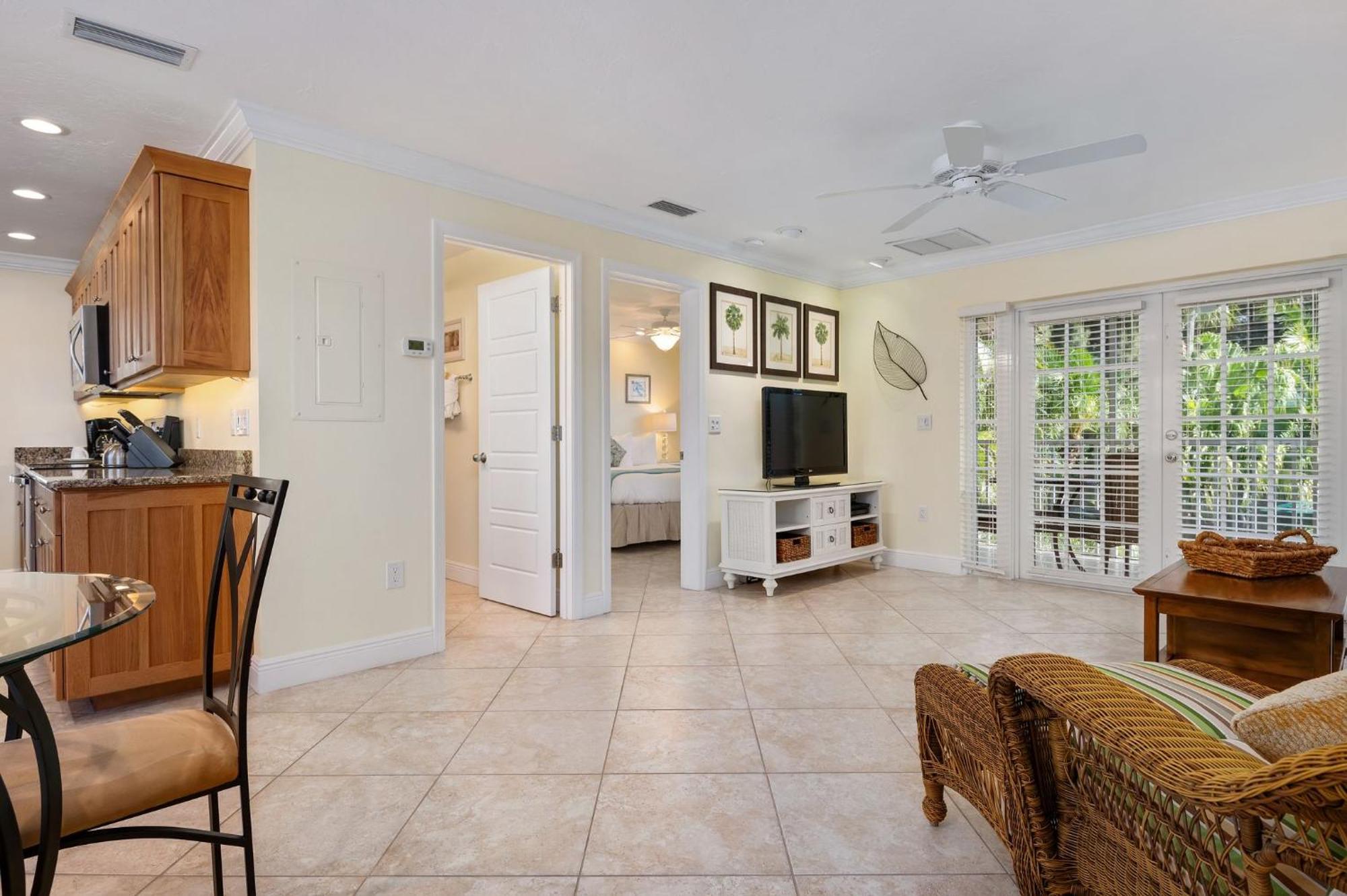 Siesta Key Inn Apartment