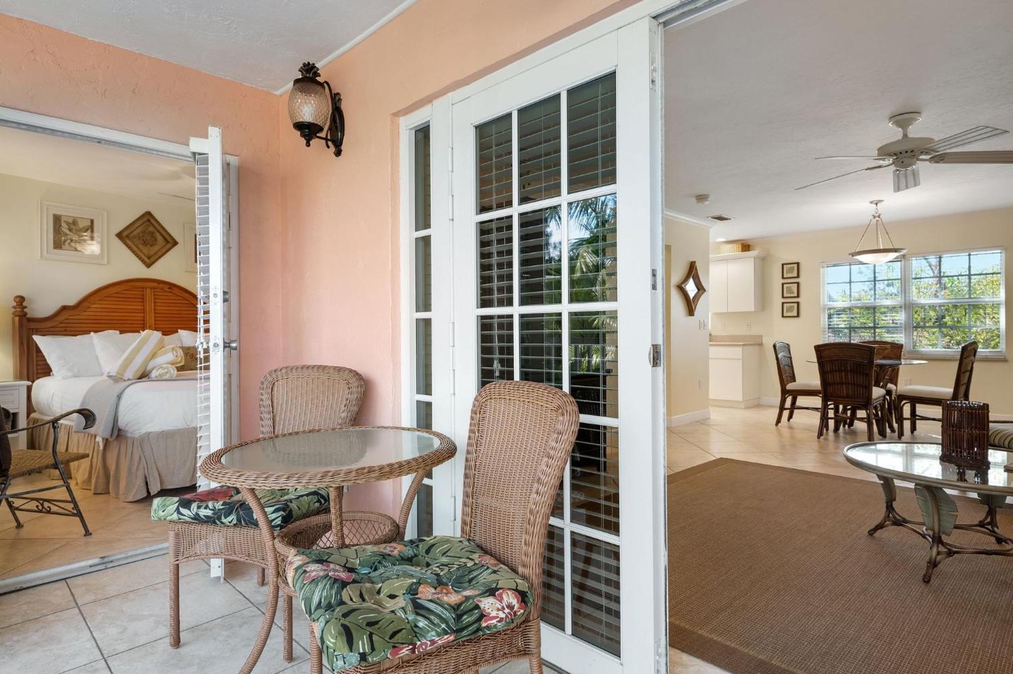 Siesta Key Inn *