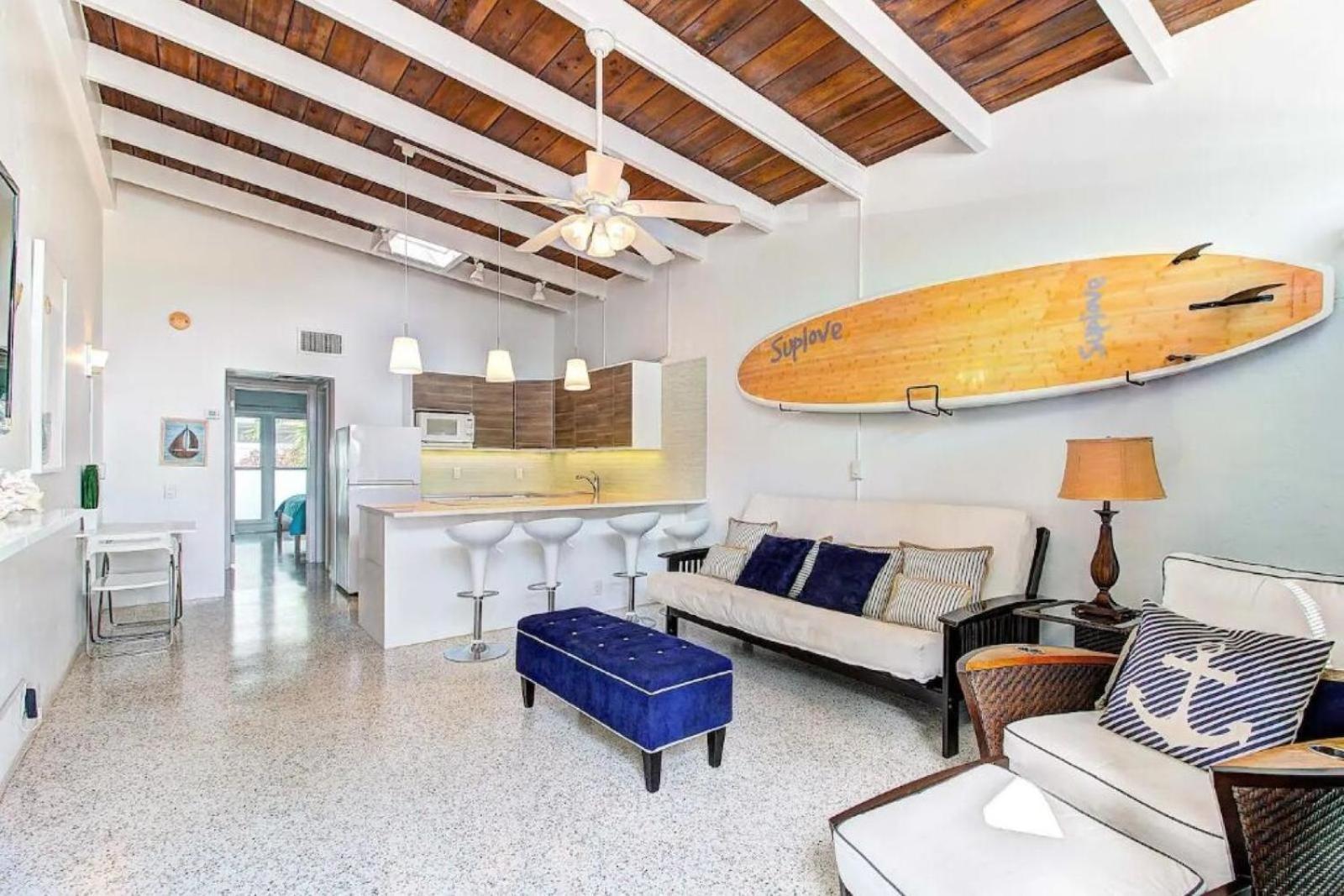 Beachfront Getaway In Apartment Siesta Key
