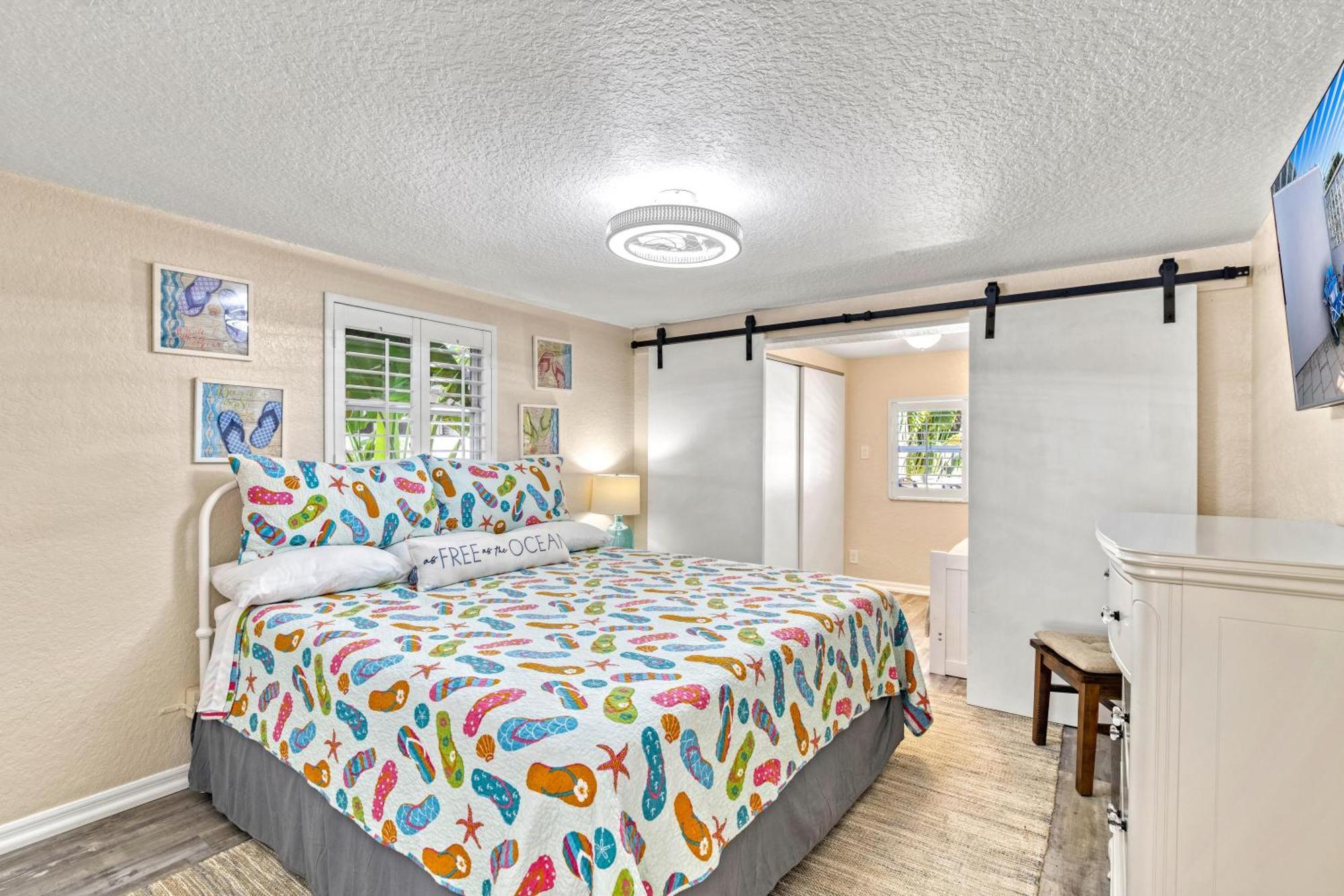 Key Life - 1127 Siesta Key
