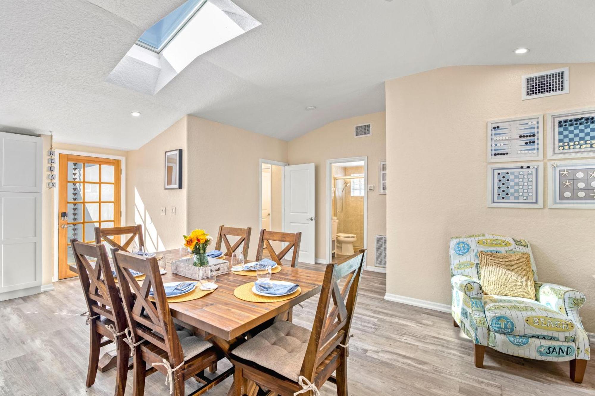 Key Life - 1127 Siesta Key