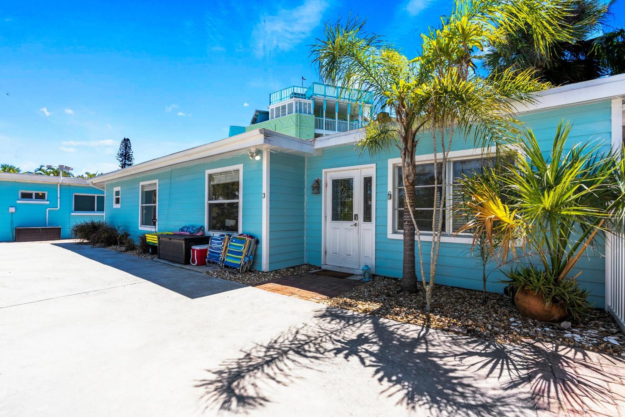 Exclusive Home, Private Pool, Village And Walkable Holiday home *