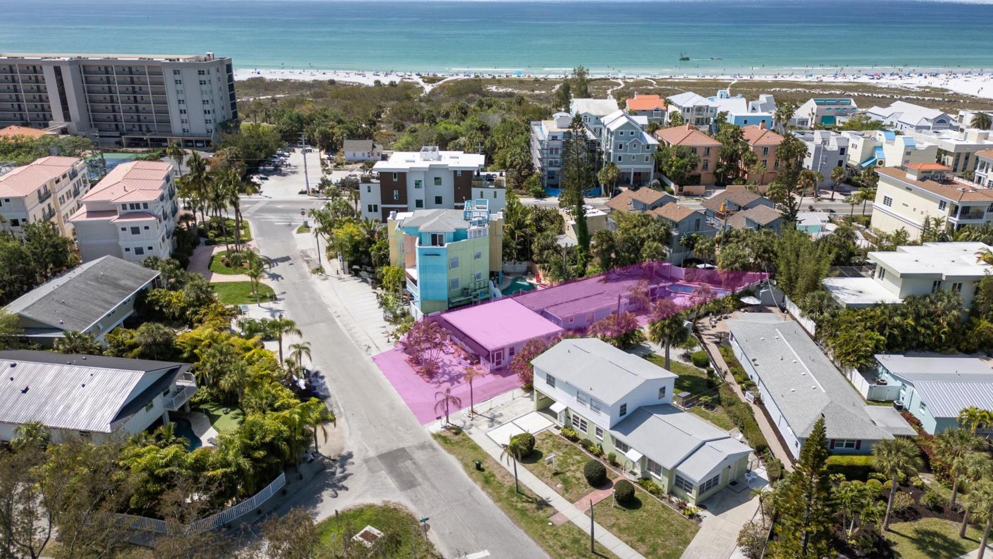 Exclusive Oasis, Private Pool, Village And Walkable