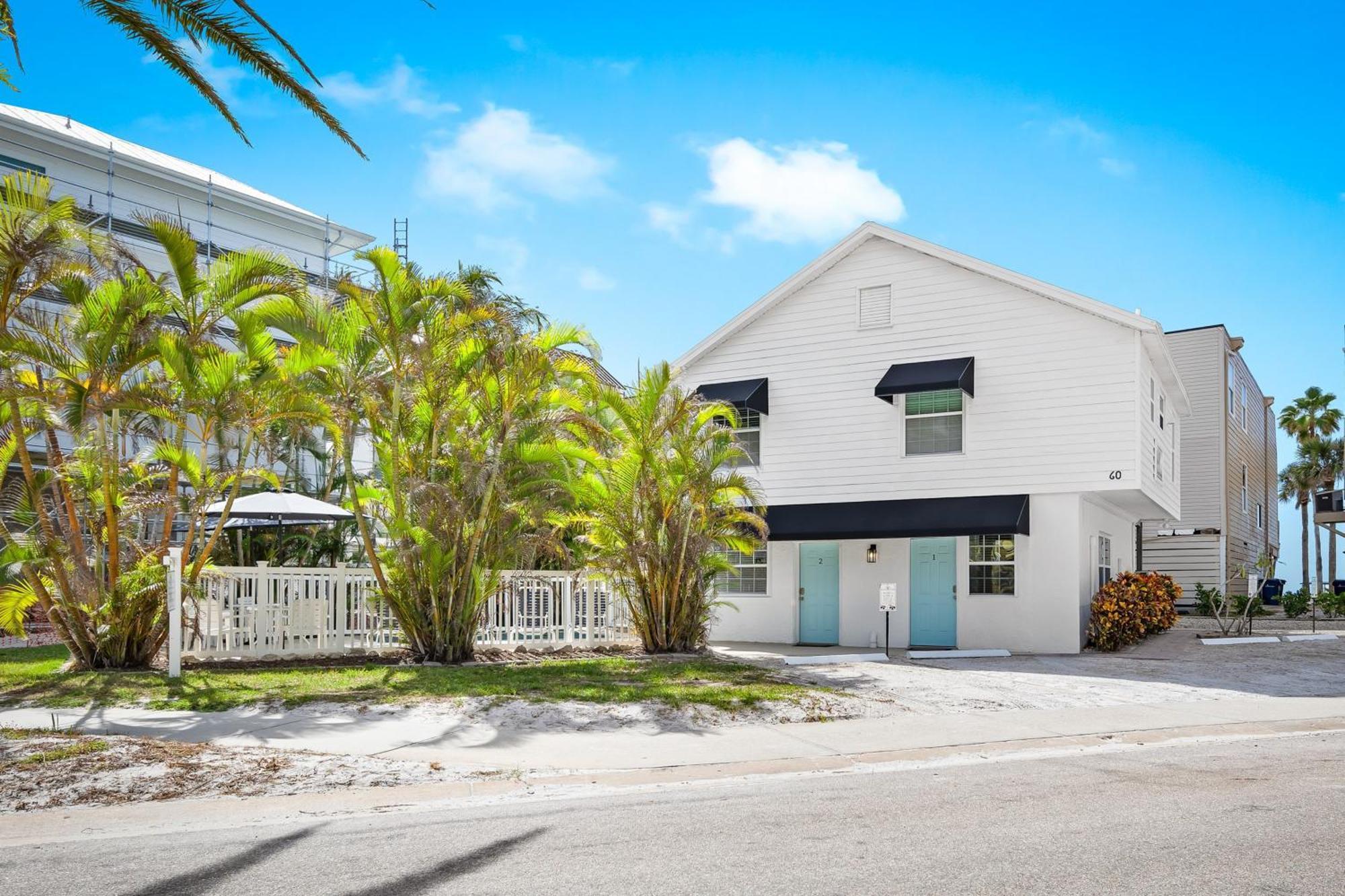 Hotel Parrot #2 Siesta Key