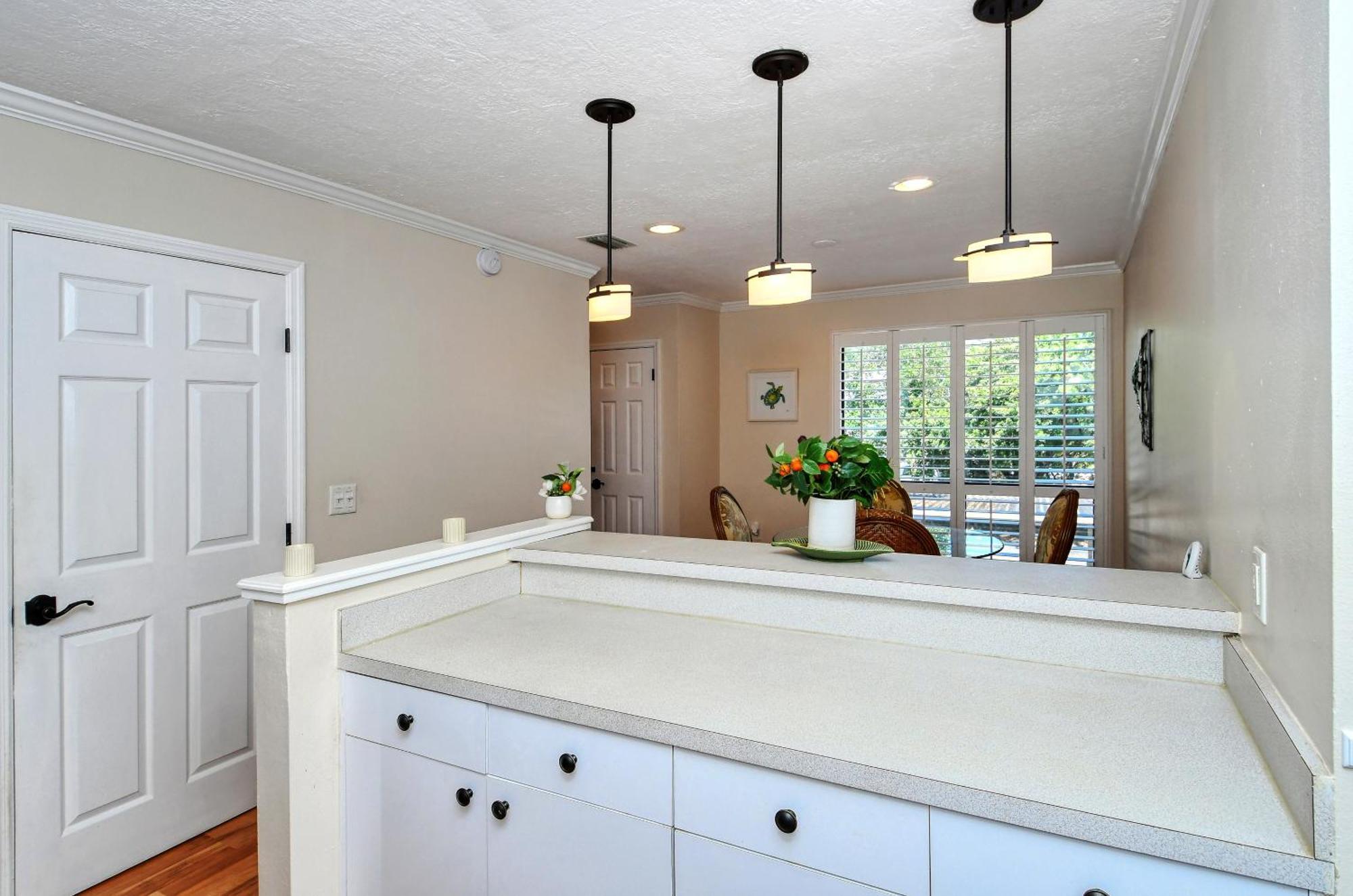 Two-level, Heated Pool, Trolley To & Village Apartment