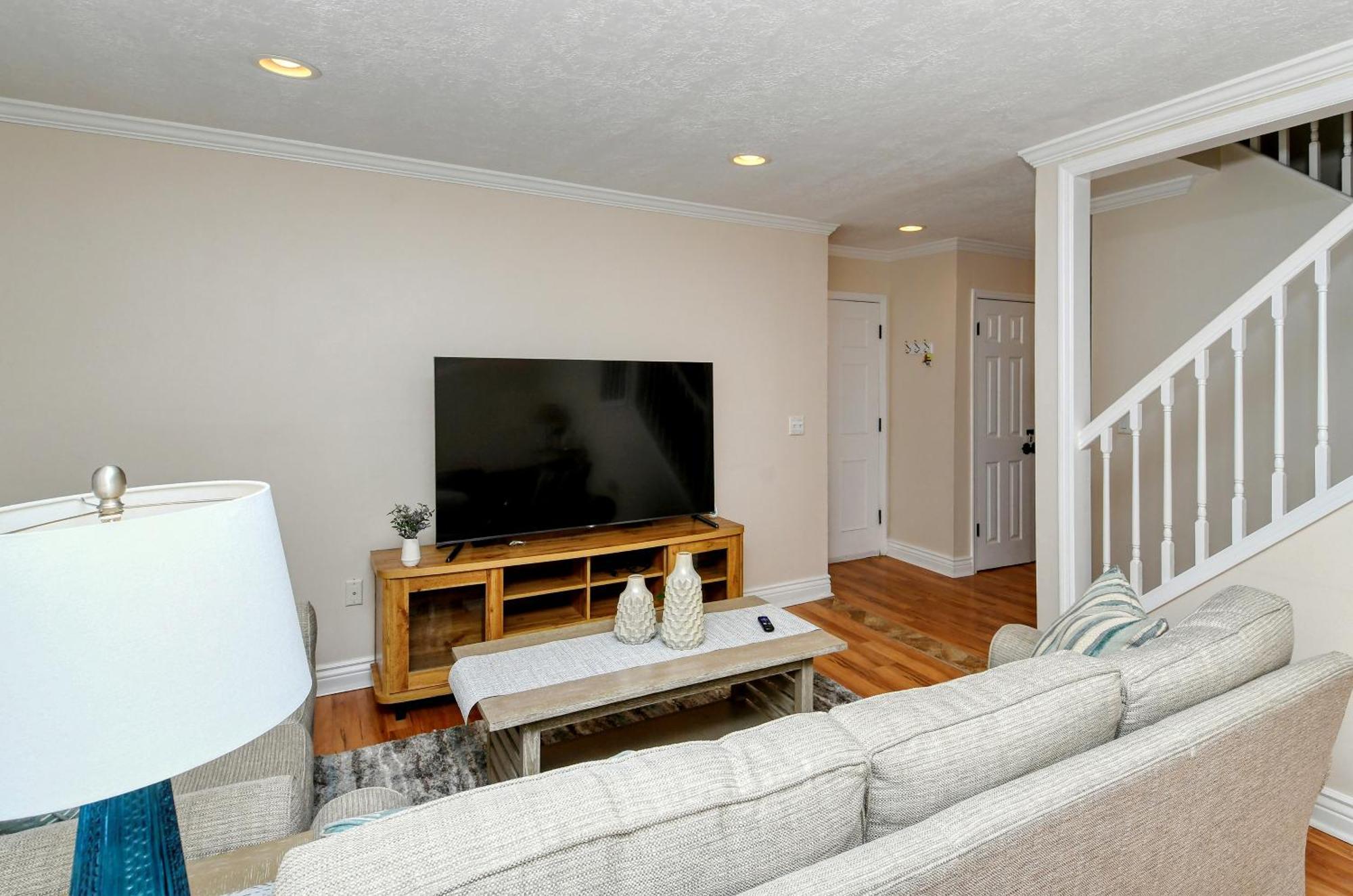Two-level, Heated Pool, Trolley To & Village Apartment *