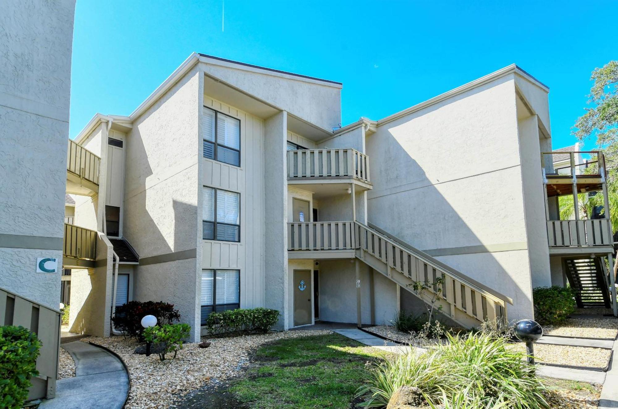 Two-level, Heated Pool, Trolley To & Village