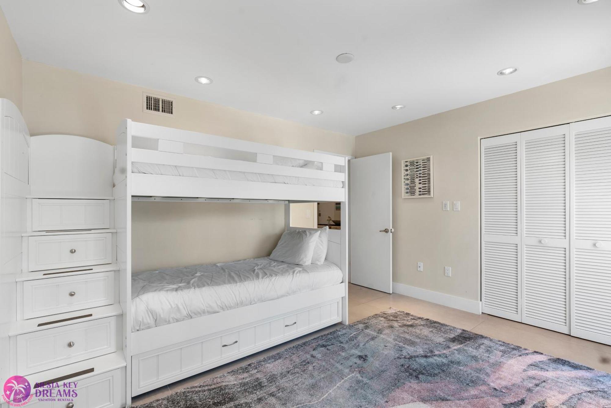 Luxury, Two Complete Floors, Ocean Views, And Private Rooftop Sundeck Siesta Key