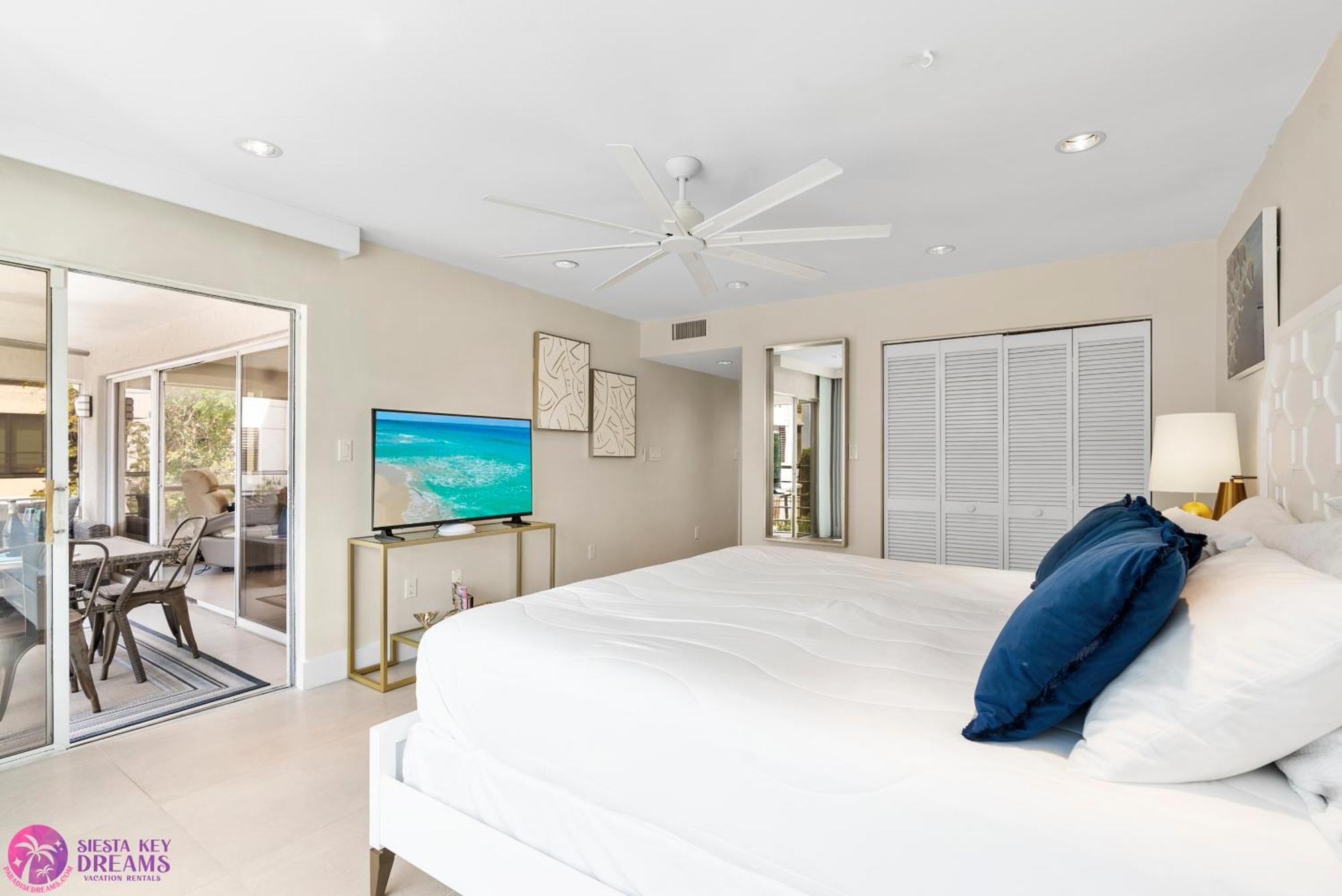 Luxury, Two Complete Floors, Ocean Views, And Private Rooftop Sundeck