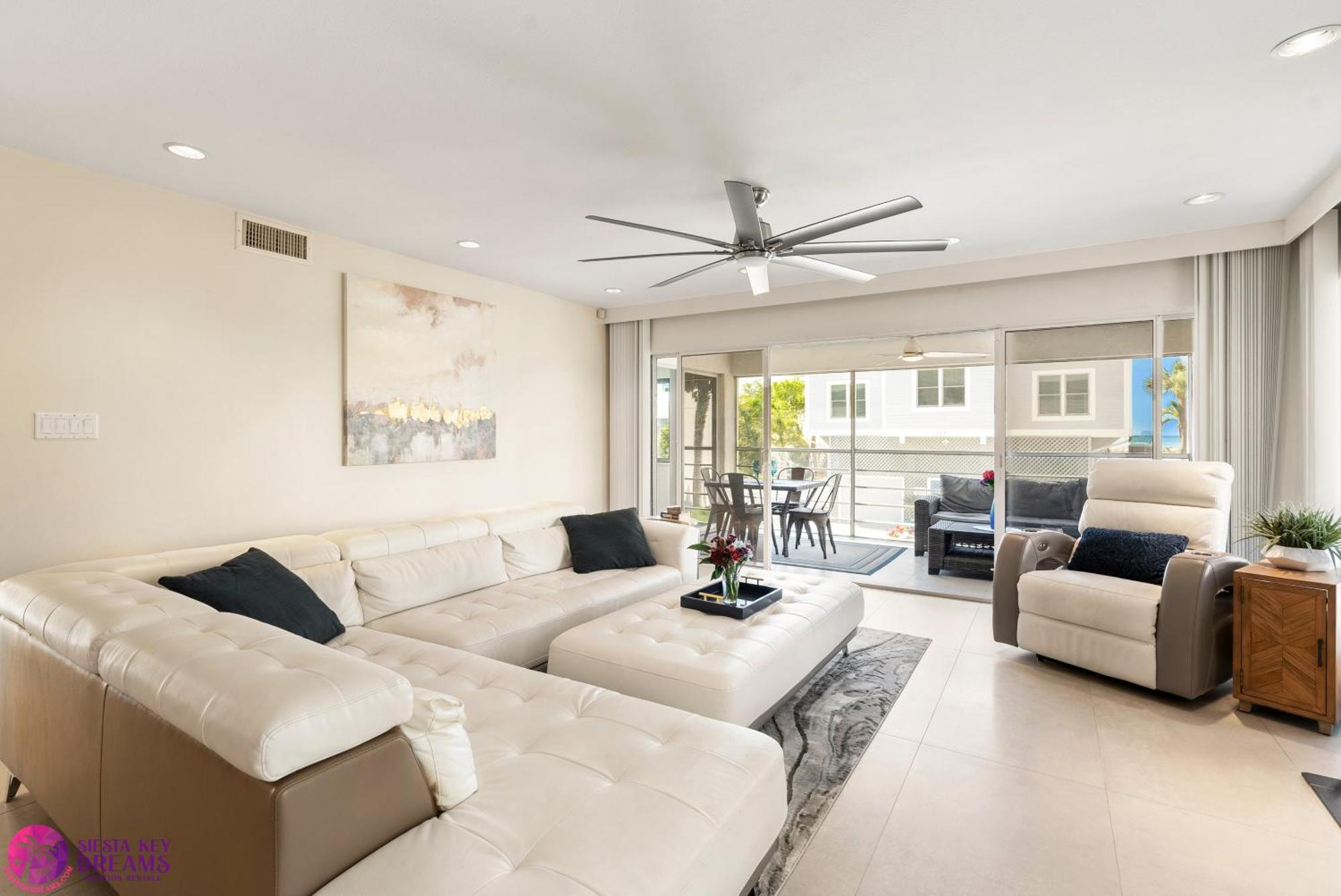 Holiday home Luxury, Two Complete Floors, Ocean Views, And Private Rooftop Sundeck Siesta Key