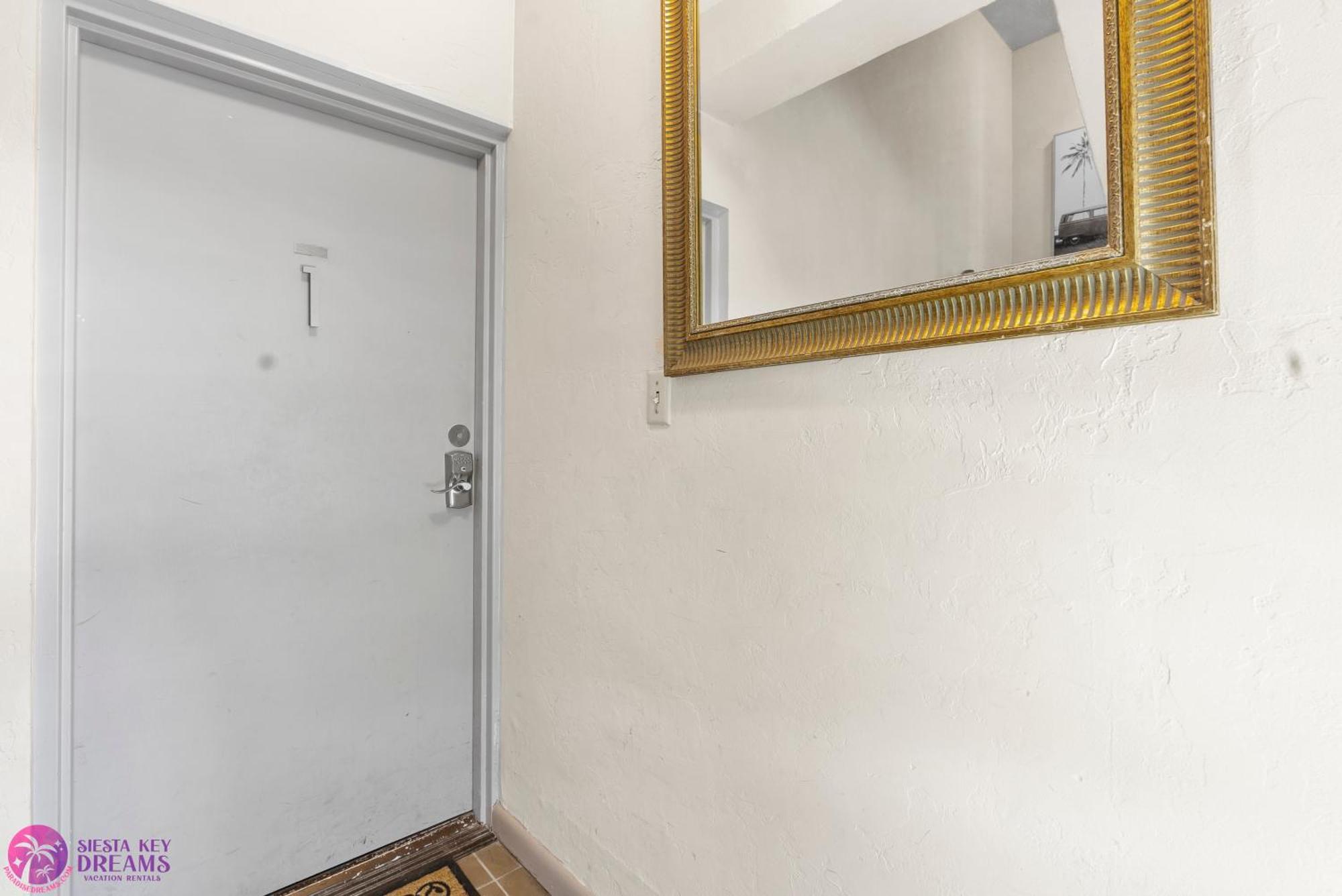 Holiday home Luxury, Two Complete Floors, Ocean Views, And Private Rooftop Sundeck Siesta Key