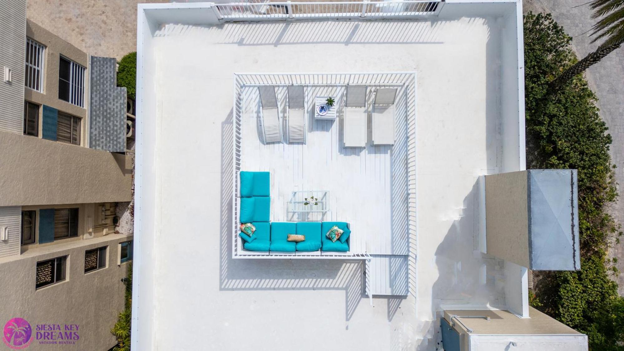 Holiday home Luxury, Two Complete Floors, Ocean Views, And Private Rooftop Sundeck Siesta Key