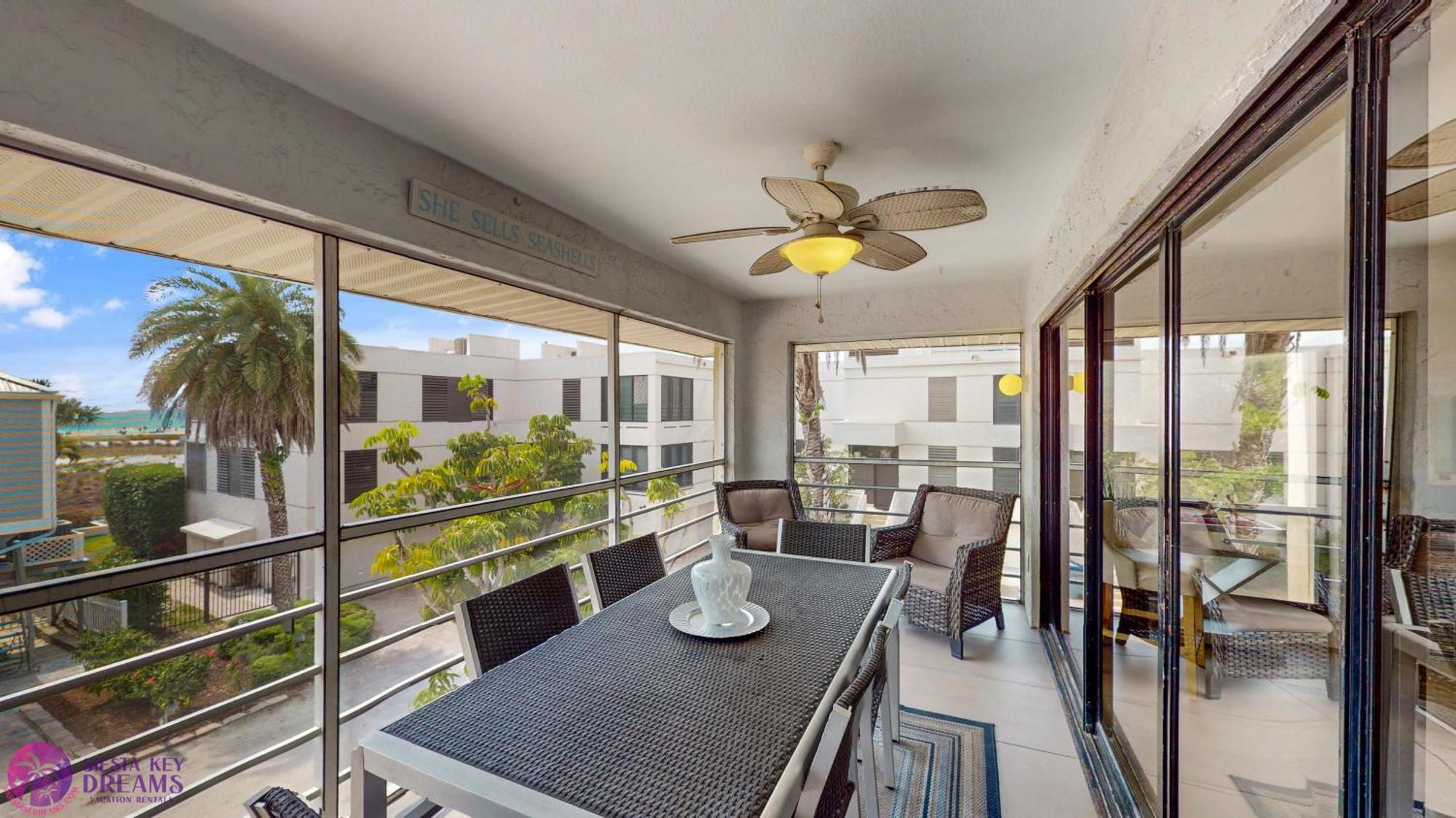 Holiday home Luxury, Two Complete Floors, Ocean Views, And Private Rooftop Sundeck Siesta Key